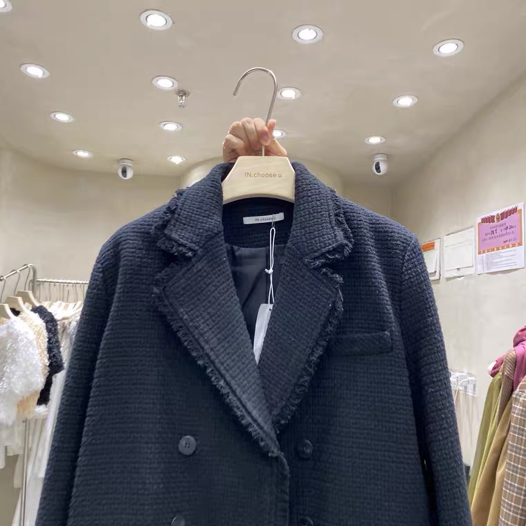 韩版西装外套产品图