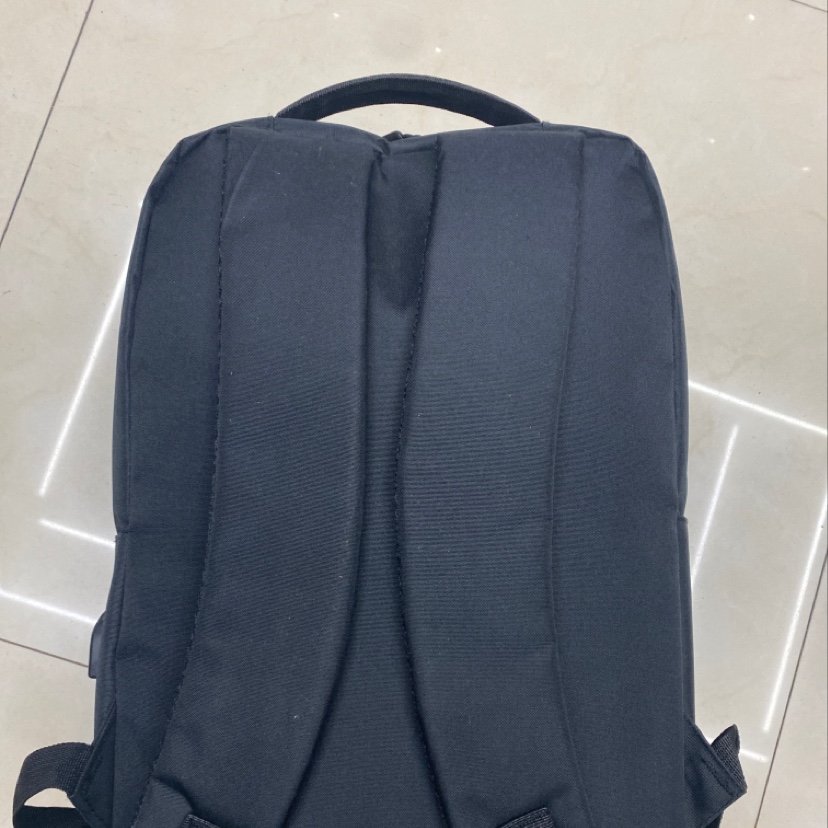 Laptop Bag Application Scenario