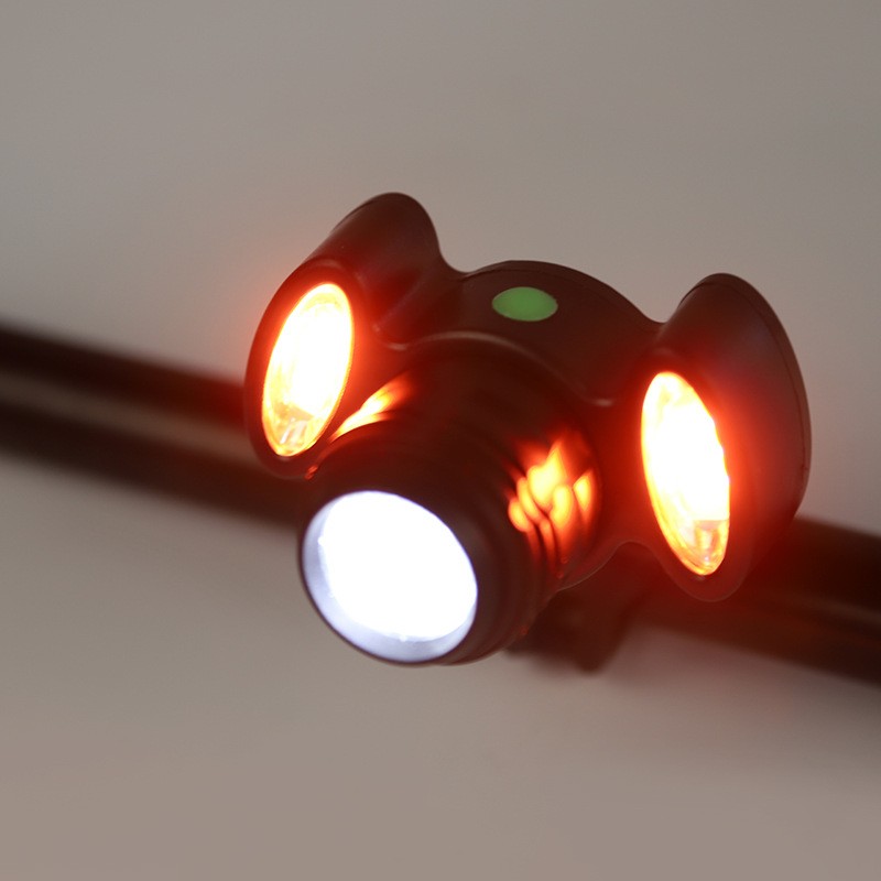 Factory direct sales of new mountain bike LED waterproof headlights, USB charging night riding warning lights wholesale detail image 2