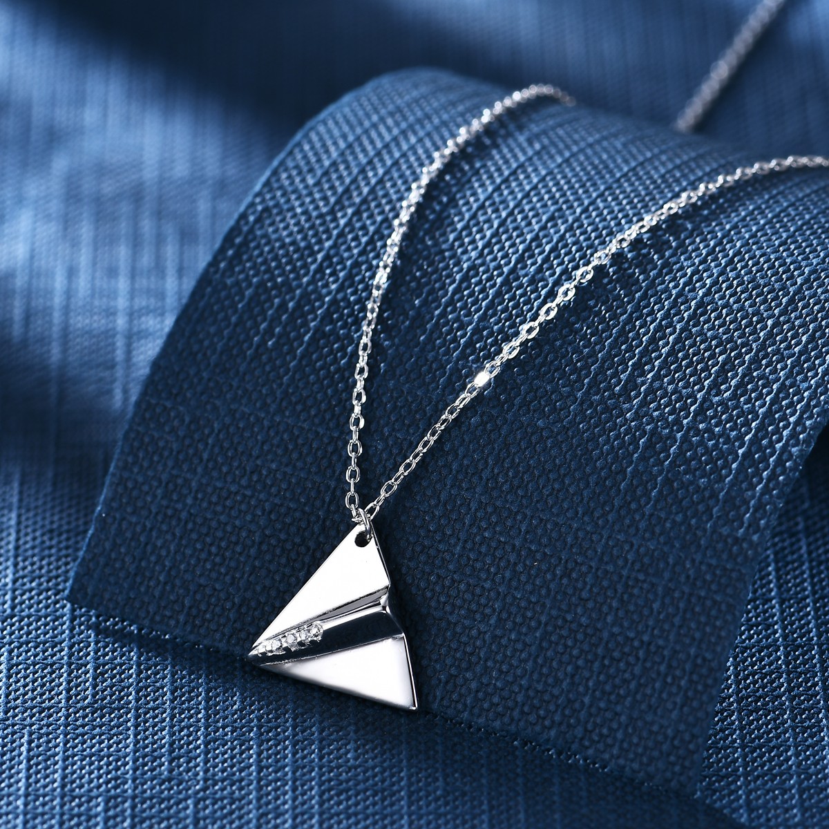 Anton Head Wolf S925 sterling silver aircraft-style women's necklace, free shipping for orders starting from one piece detail image 1