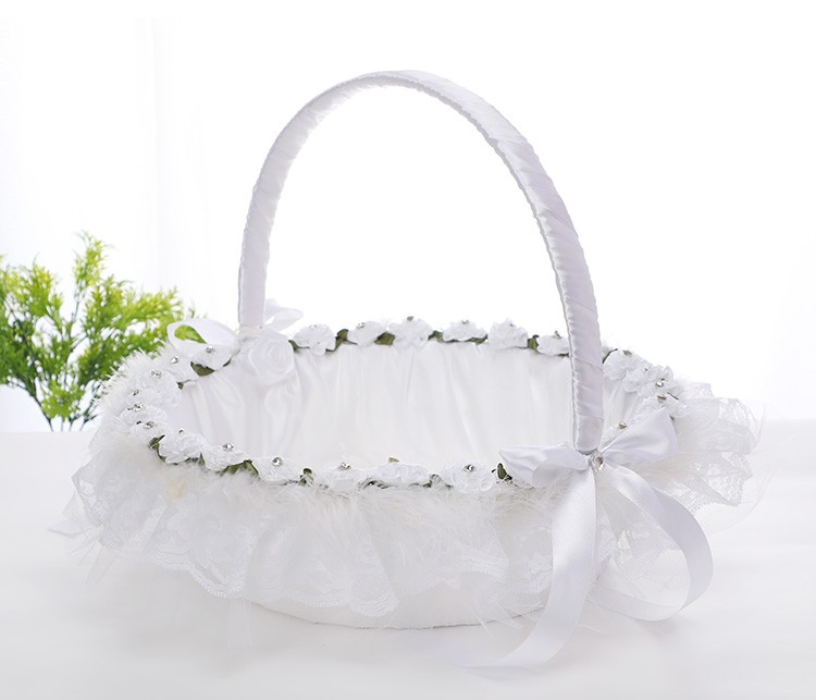 Wholesale of new Western-style small flower baskets, various creative small hand-held flower-scattering flower baskets, flower boy flower baskets, and wedding supplies detail image 13
