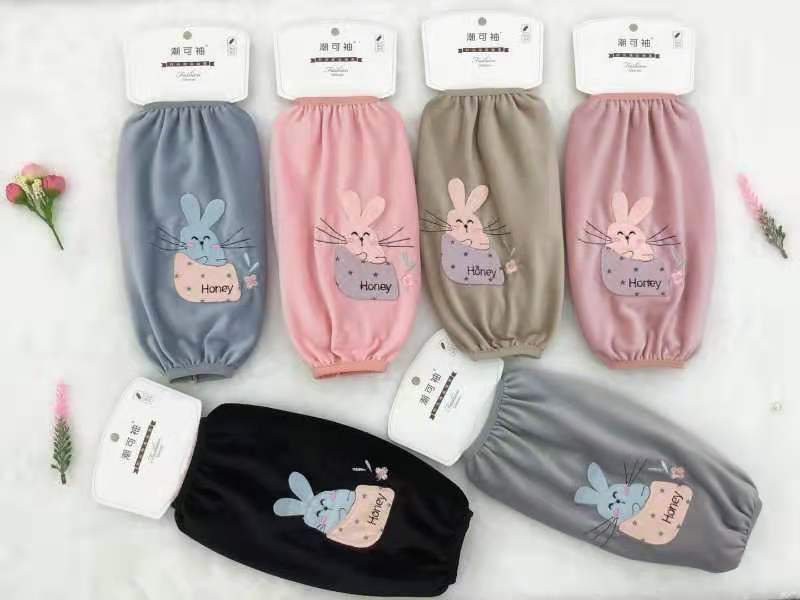 A long cartoon rabbit with trendy sleeves