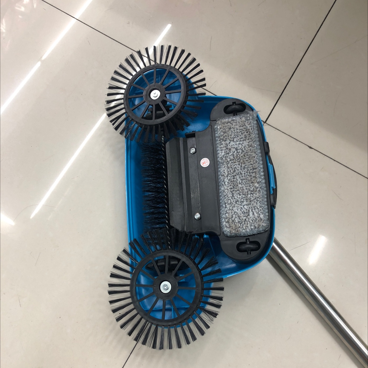 Vacuum Cleaner details Picture