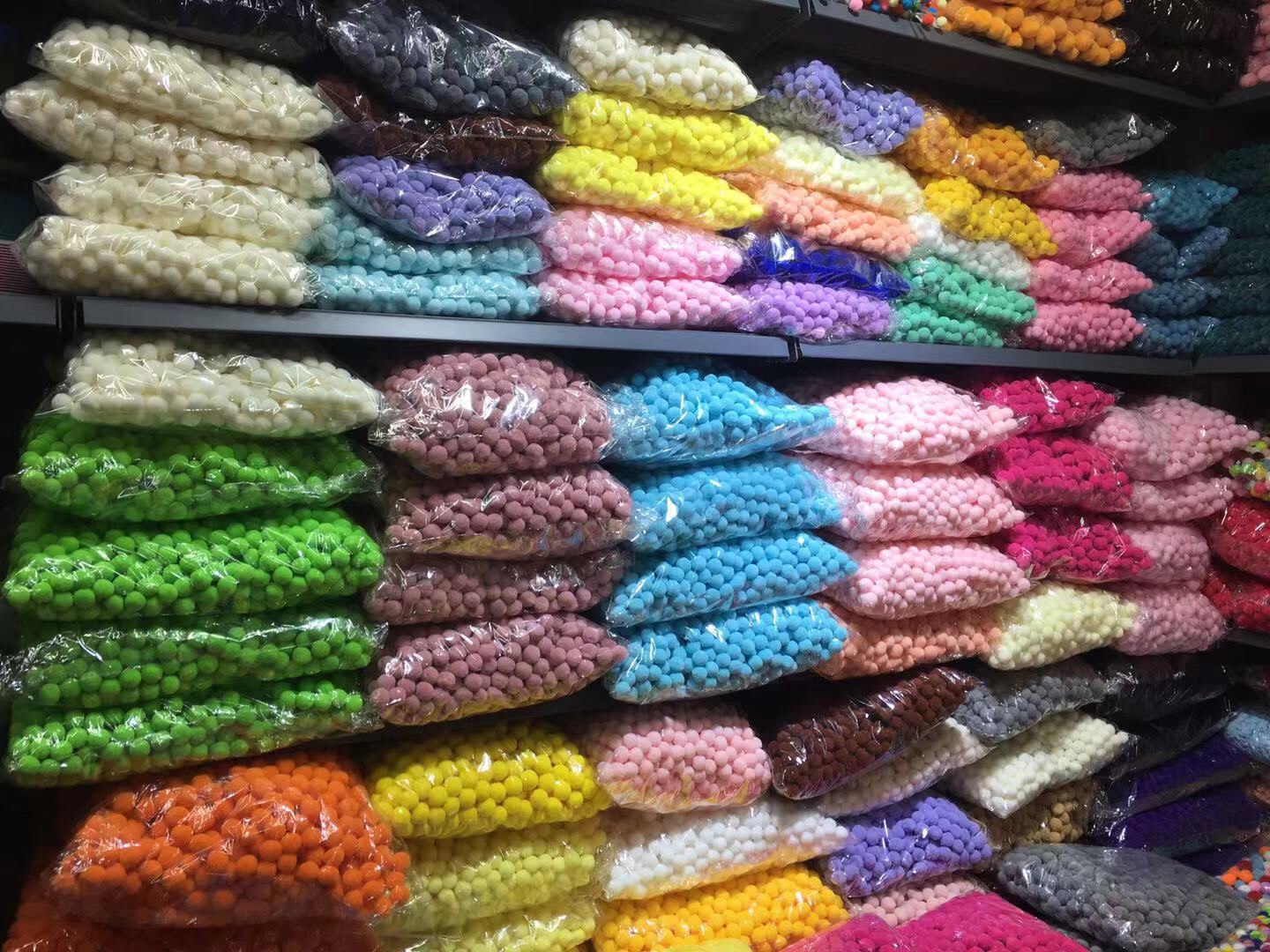 Polyester high-elastic wool balls detail image 1