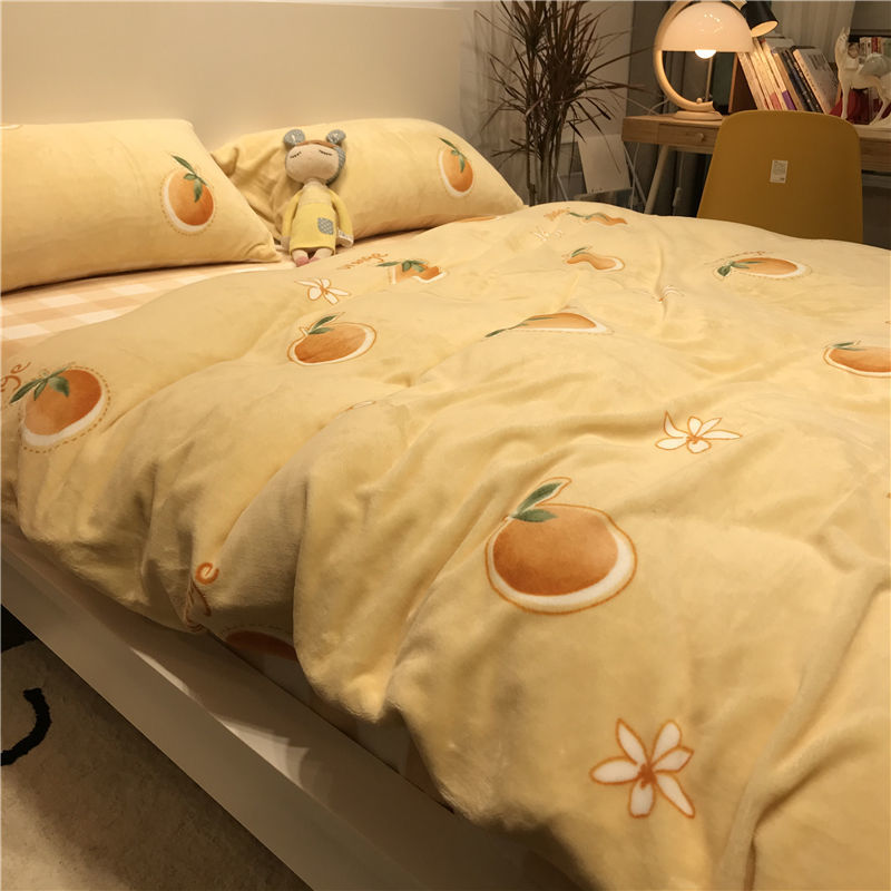Winter Thickened Coral Flannel Milk Velvet 4-Piece Set Thickened For Warmth details Picture