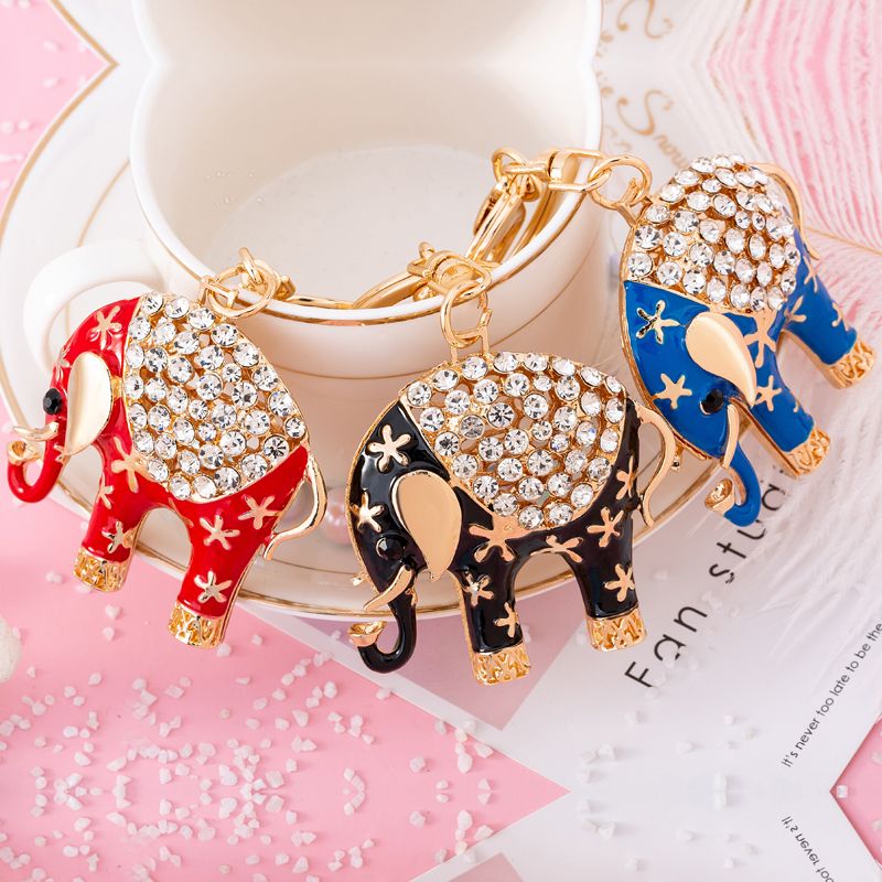 Wholesale of new elephant keychains, car bags, pendants, metal handicrafts and gifts