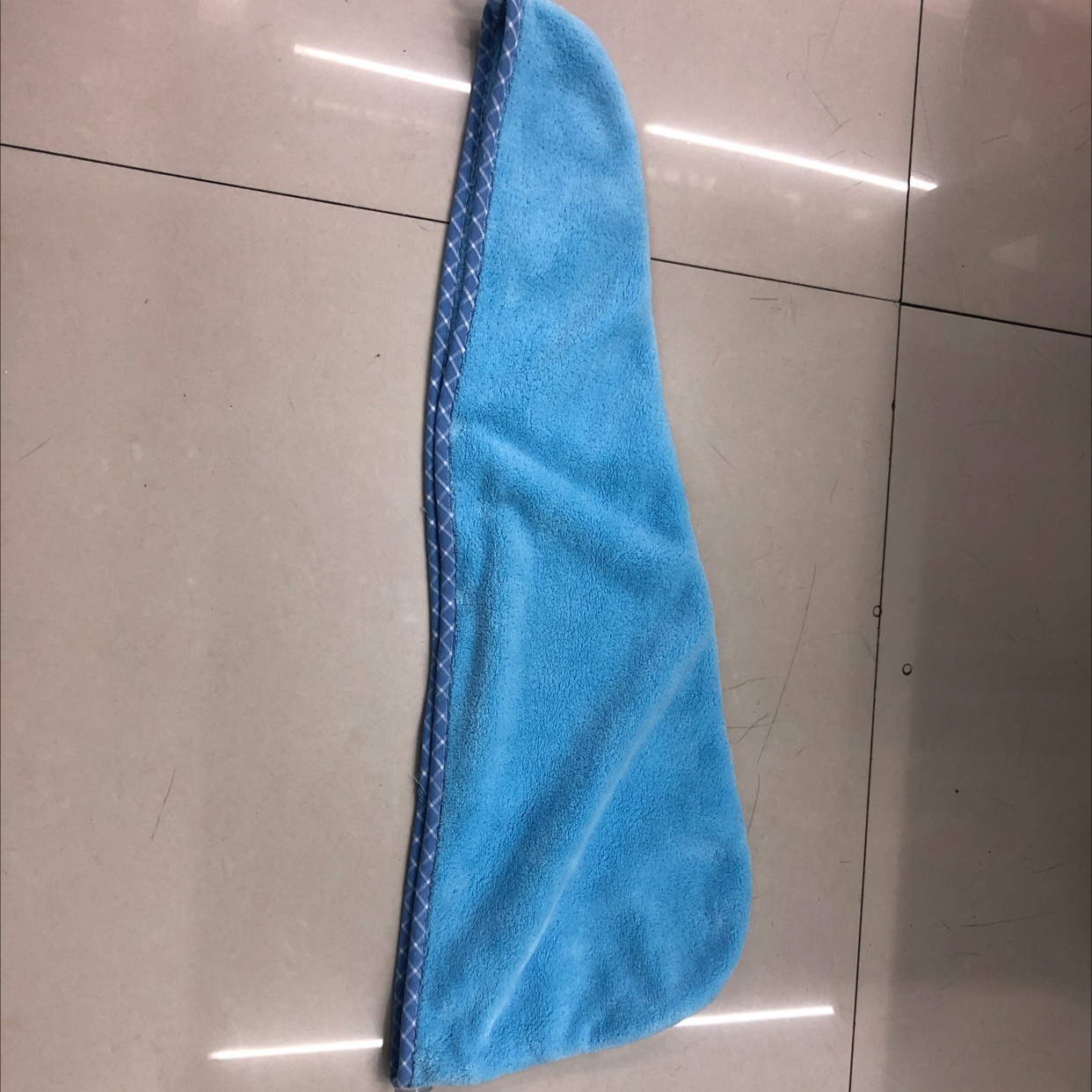 Dry Hat With Plaid Hemming