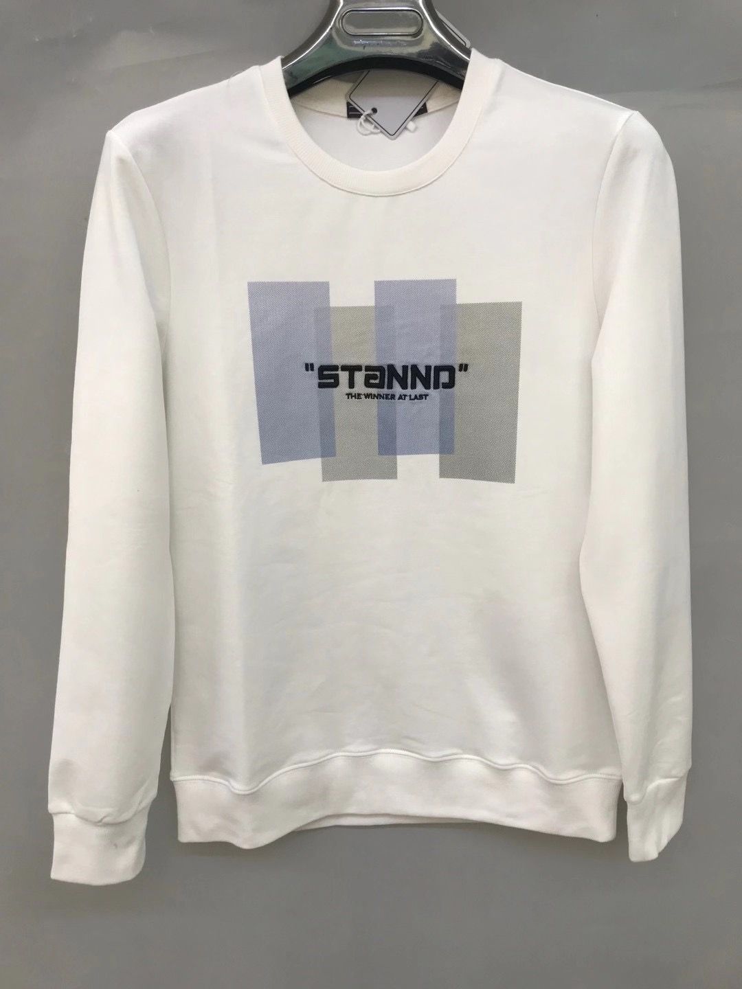 Long-sleeved T-shirts, men's autumn clothes, men's round-neck sweatshirts, T-shirts, spring men's fashion autumn clothes details Picture