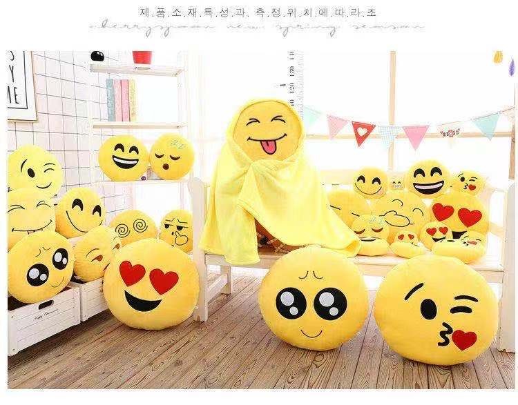 倩倩布艺 小号表情包抱枕毛绒玩具公仔枕头笑脸坐垫详情图11