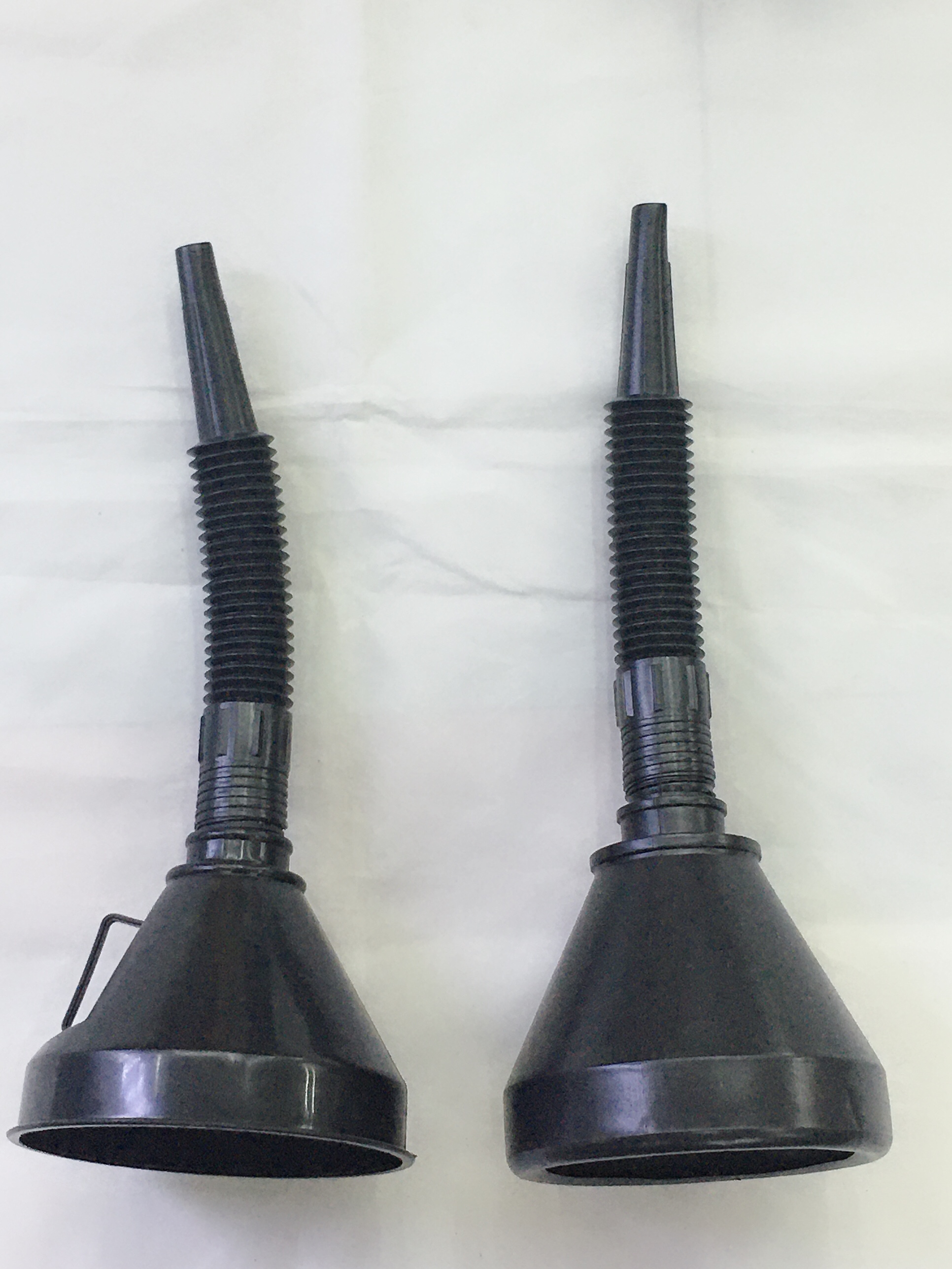 Black 135 blow-molded funnel undefined