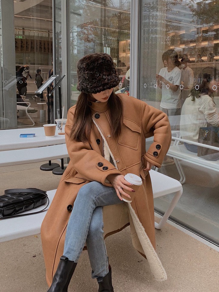 “焦糖可颂” 颗粒感进口美皮皮毛一体女 棕色