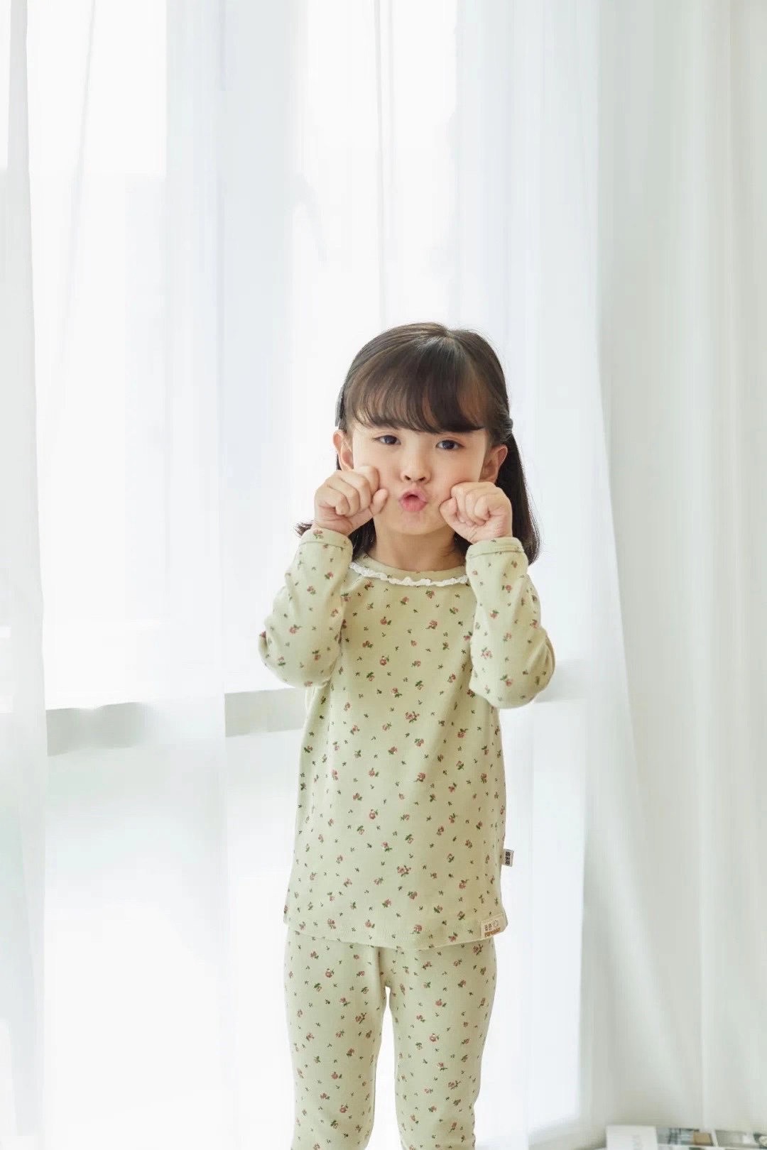 爆米花超柔软舒适时装内衣， 碎花细节图