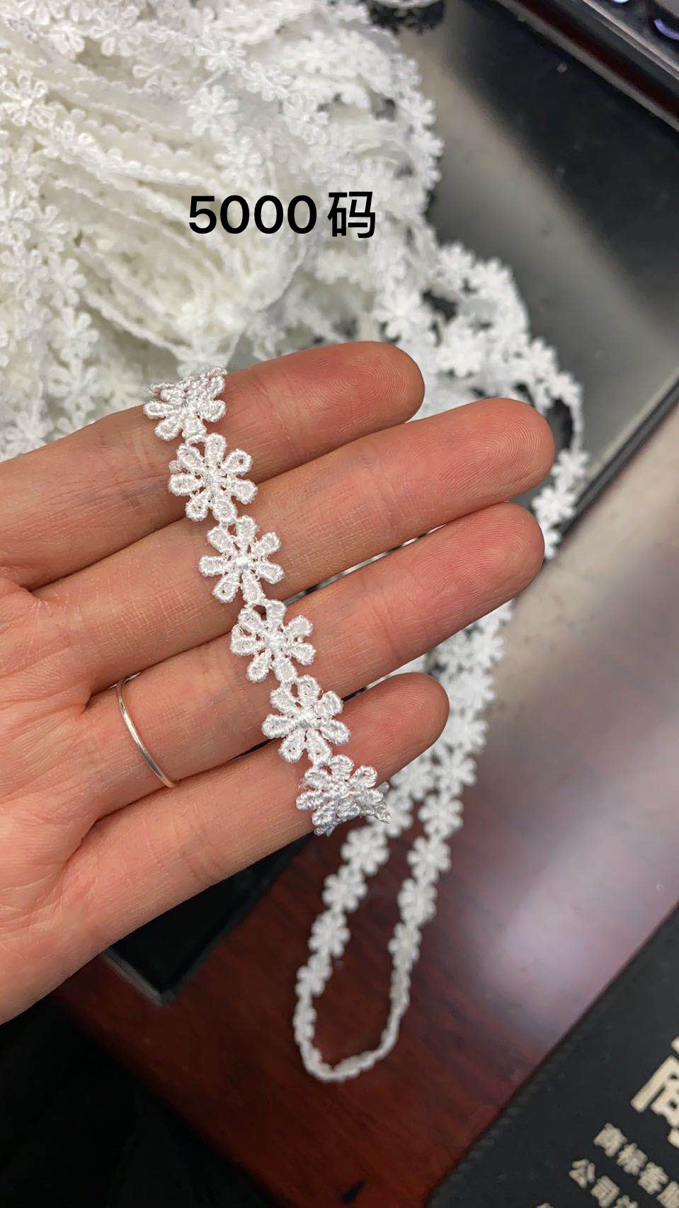 水溶刺绣花边米产品图