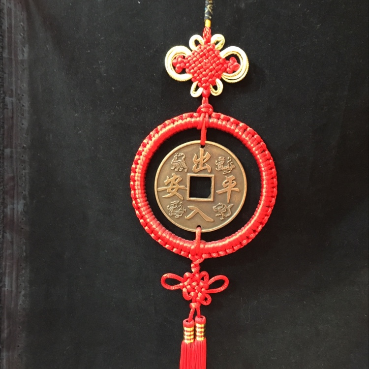Red circle: antique gold in and out of peace (outer width 10cm)