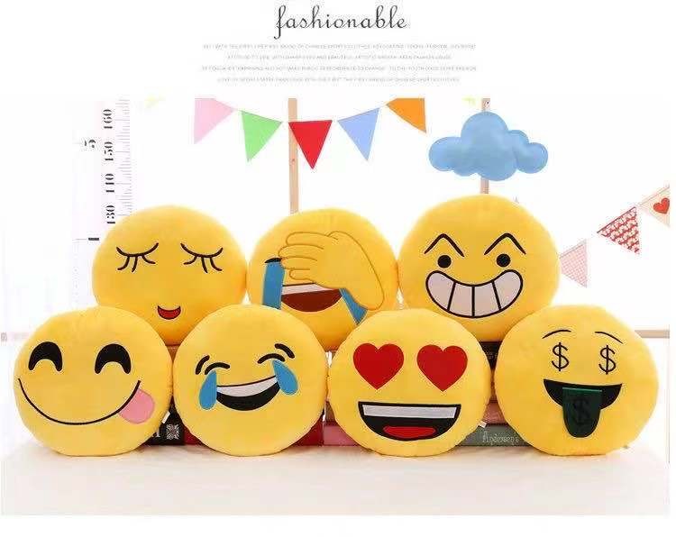 倩倩布艺 小号表情包抱枕毛绒玩具公仔枕头笑脸坐垫详情图12