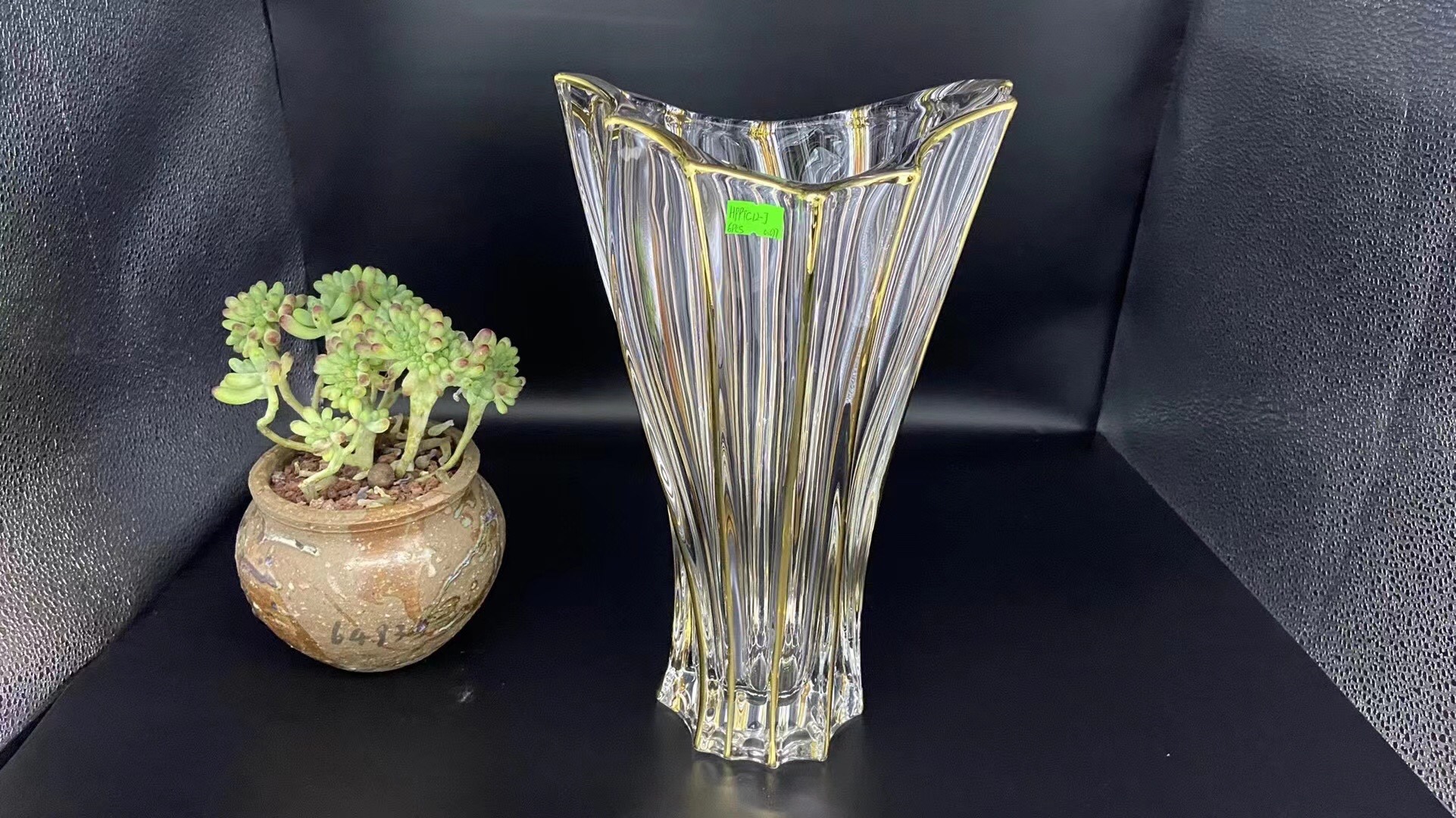 水晶金边花瓶手工描绘详情图1