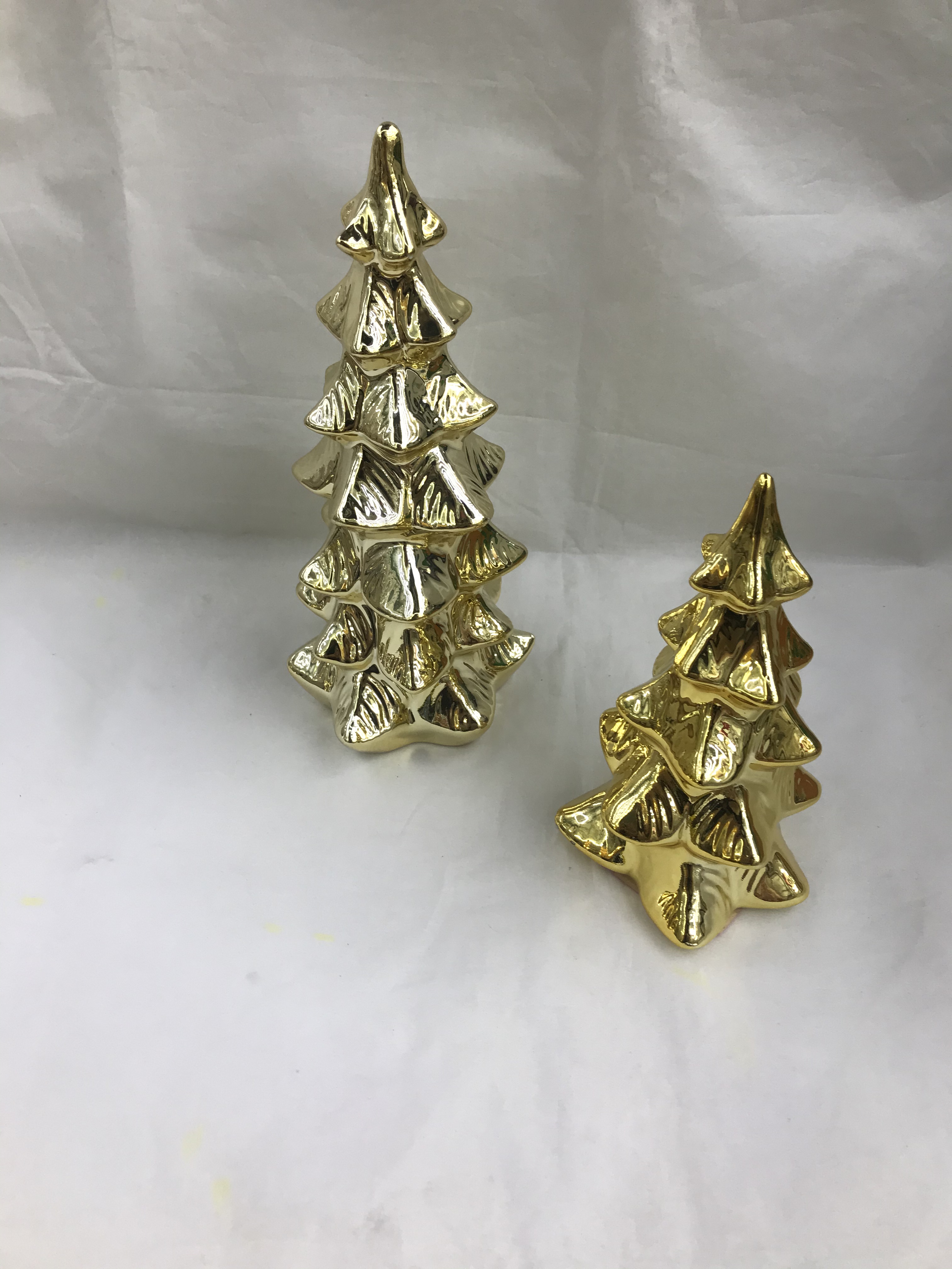 Cute and simple small flower arrangements for the ceramic living room detail image 1