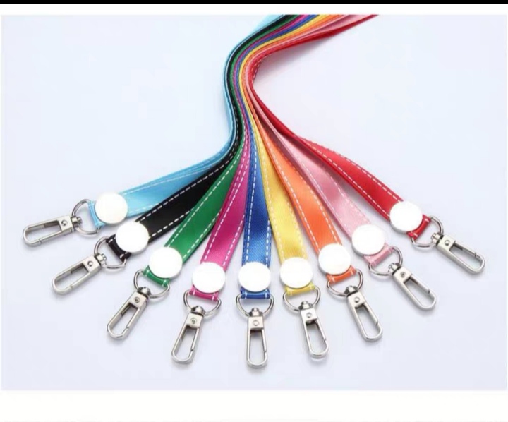 10052
High quality hanging tape thumbnail