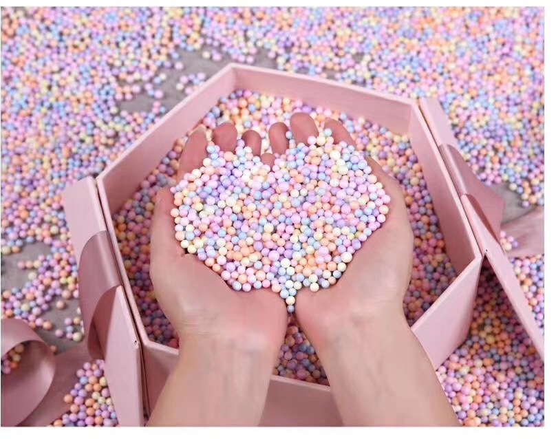 Color foam ball gift box stuffing thumbnail