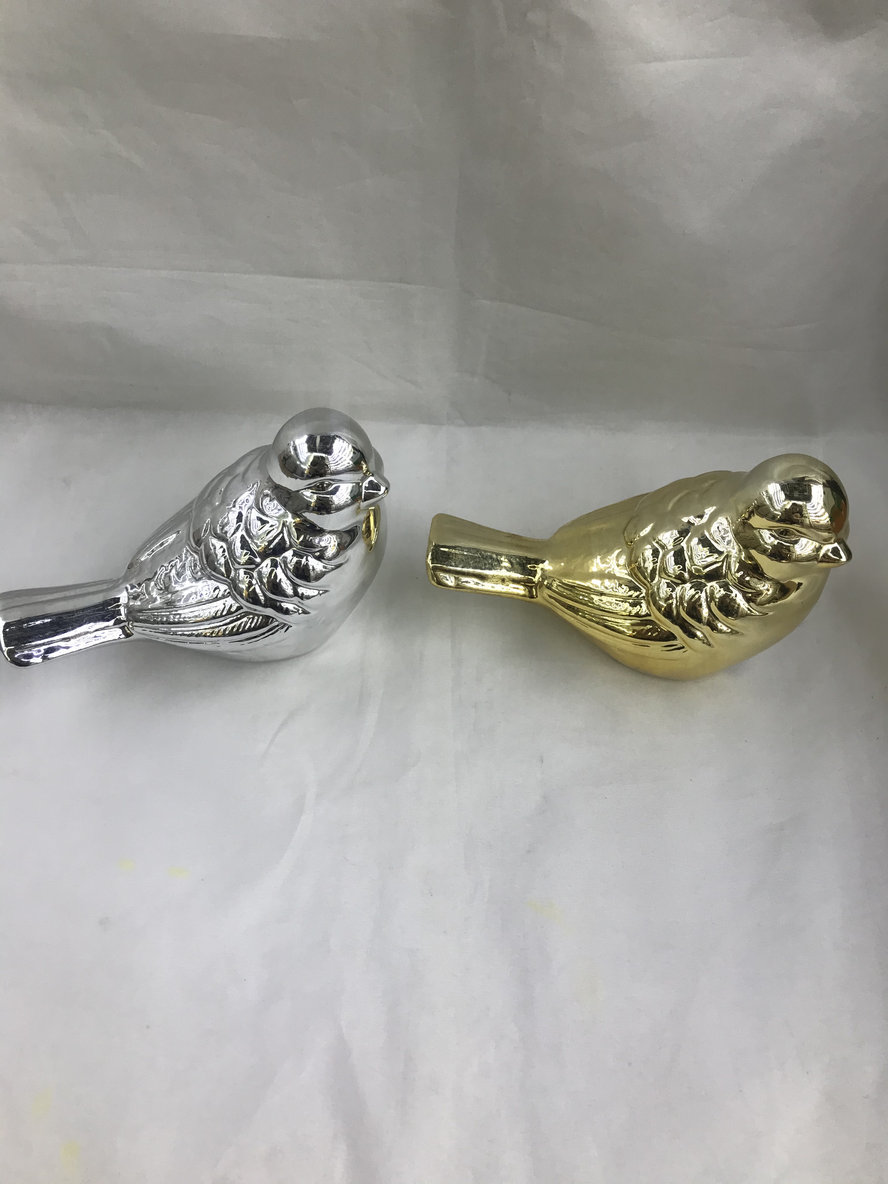 Cute little flower vase with ceramic glaze detail image 1