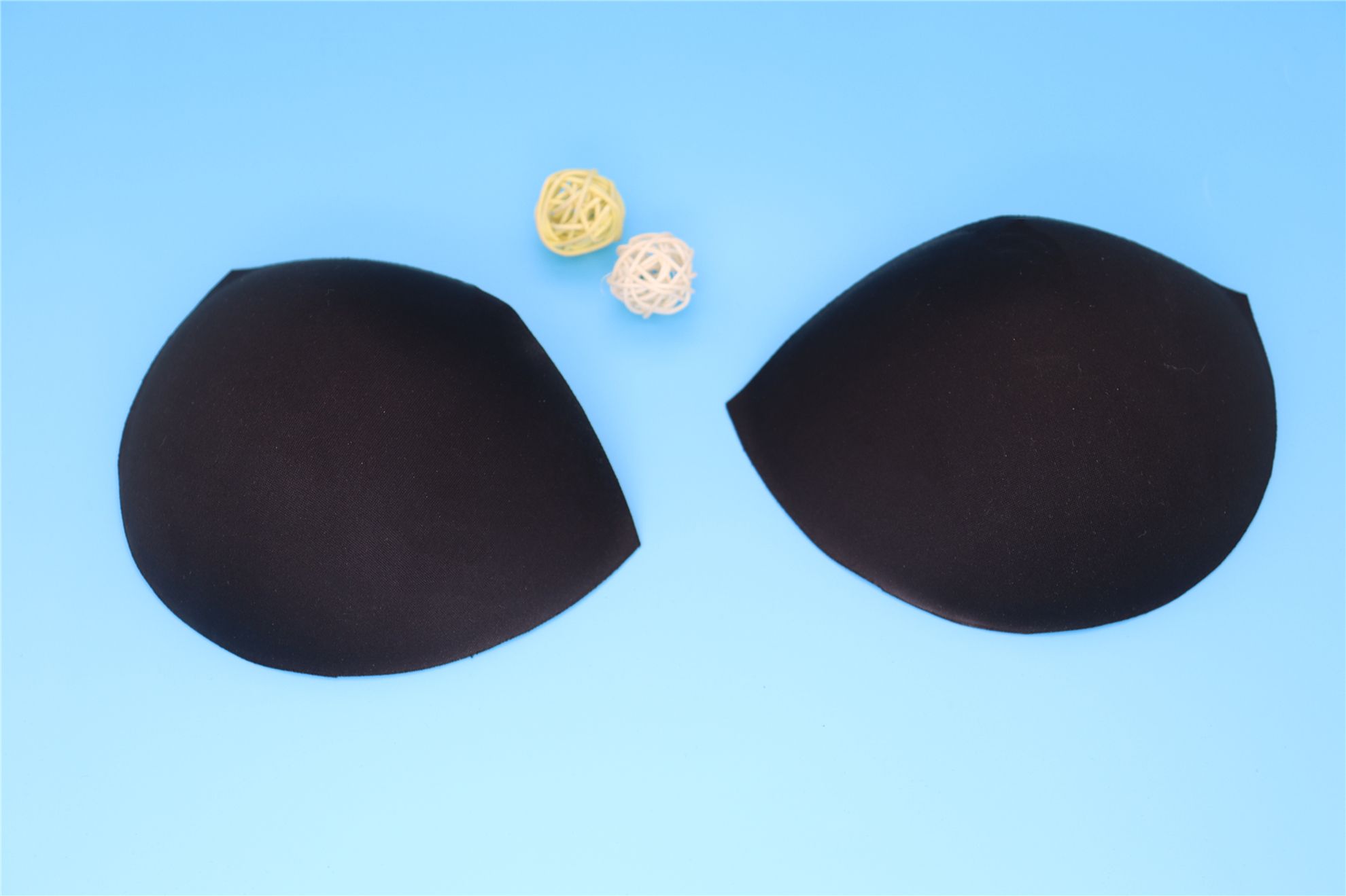 厂家直销高品质舒适服装辅料LUCK38罩杯