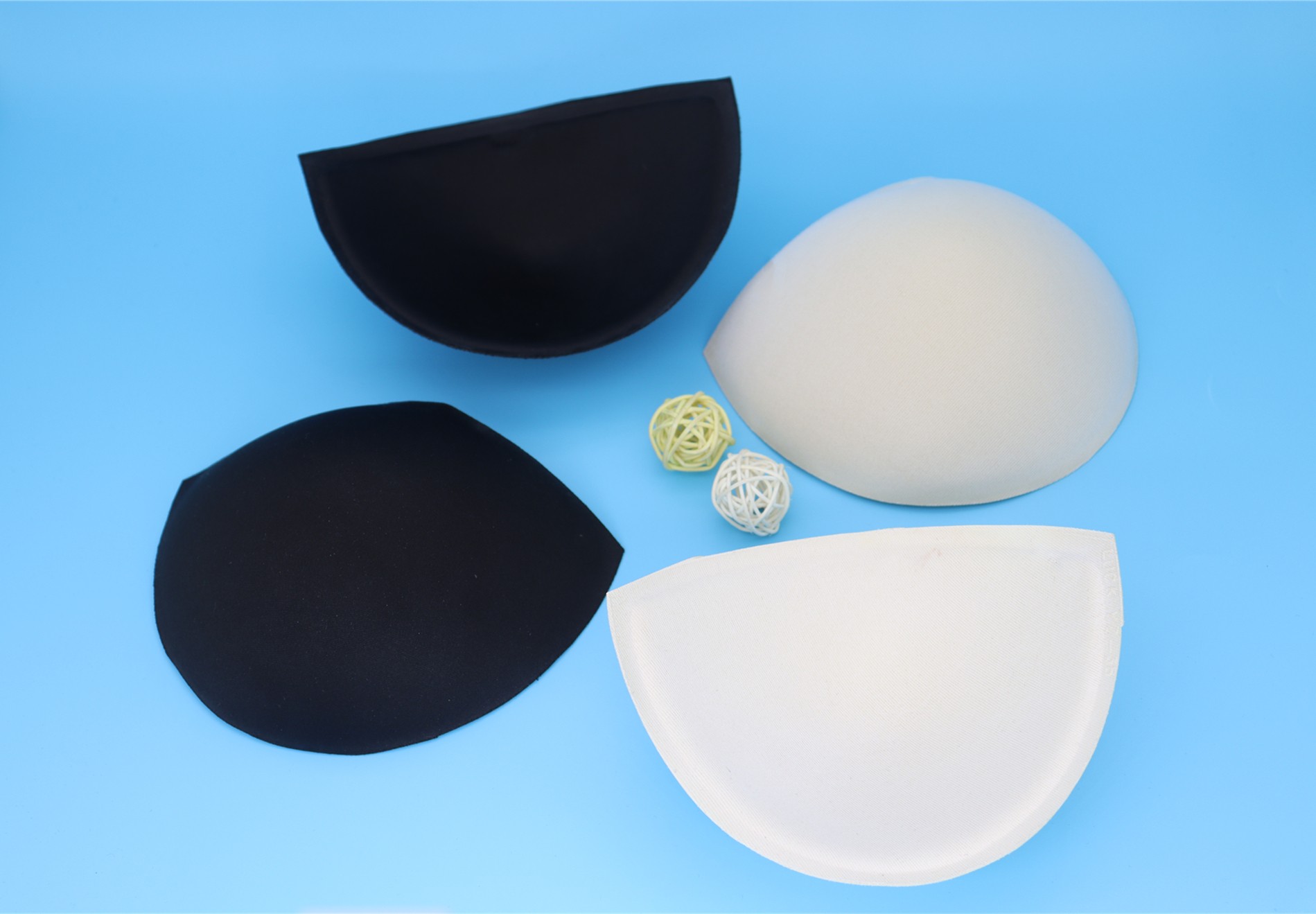 厂家直销高品质舒适服装辅料LUCK38罩杯详情图2