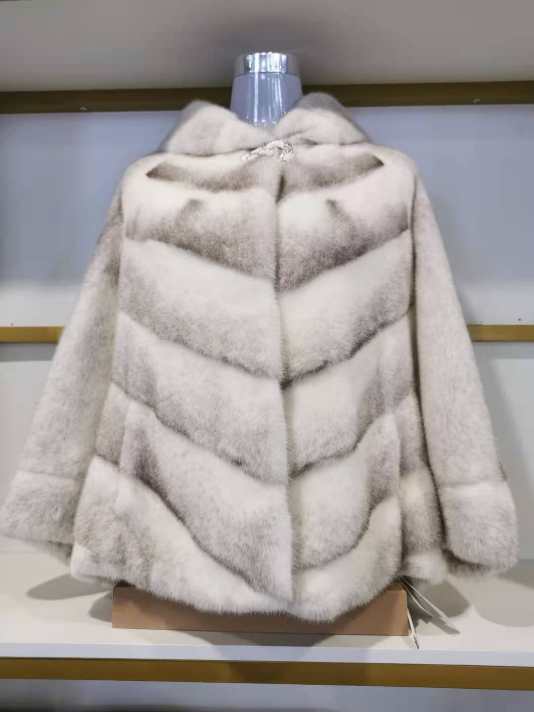 澳大利亚路易阿玛瑞女款貂