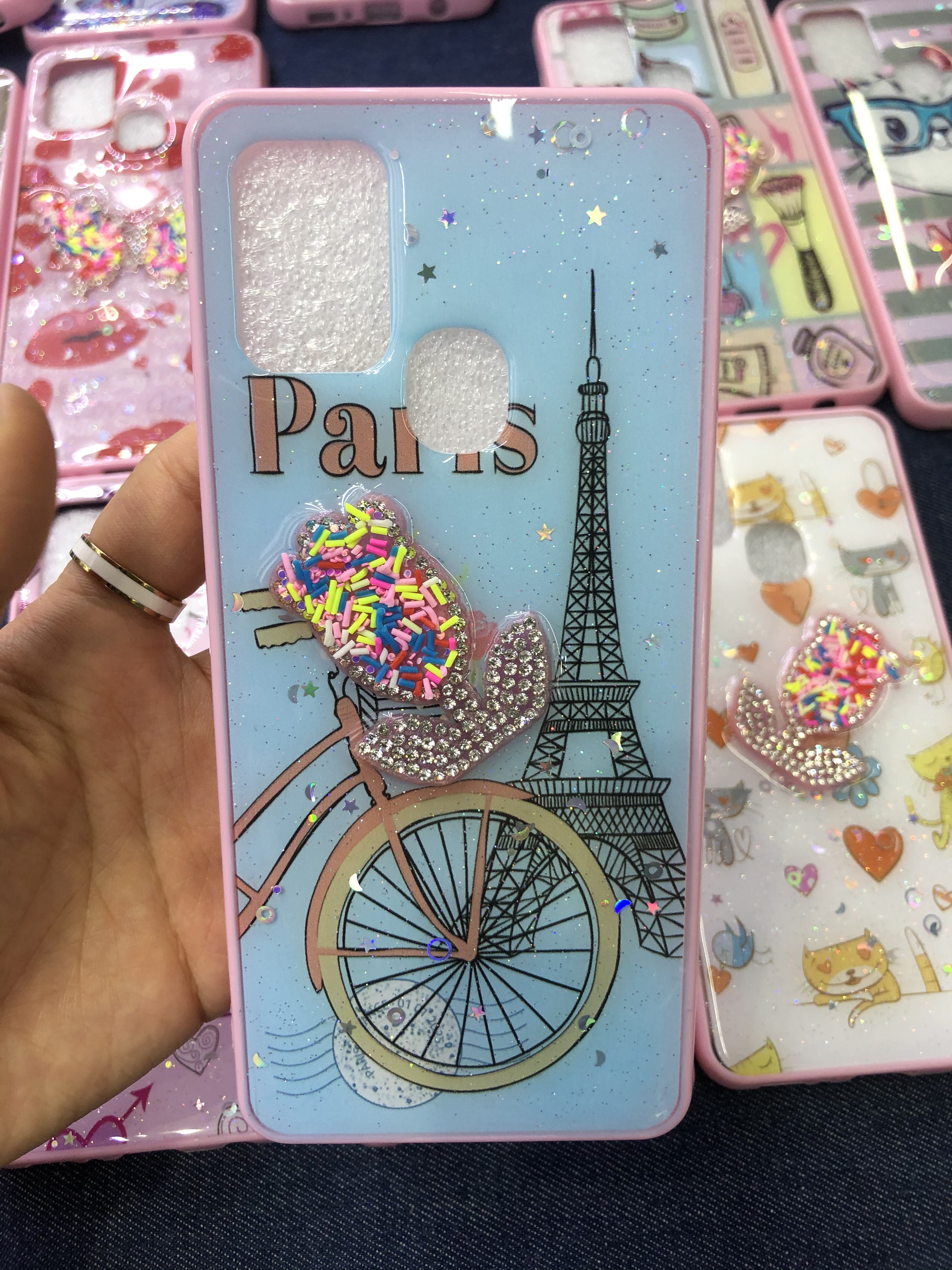 New style of resin resin jewelry phone cases Application Scenario