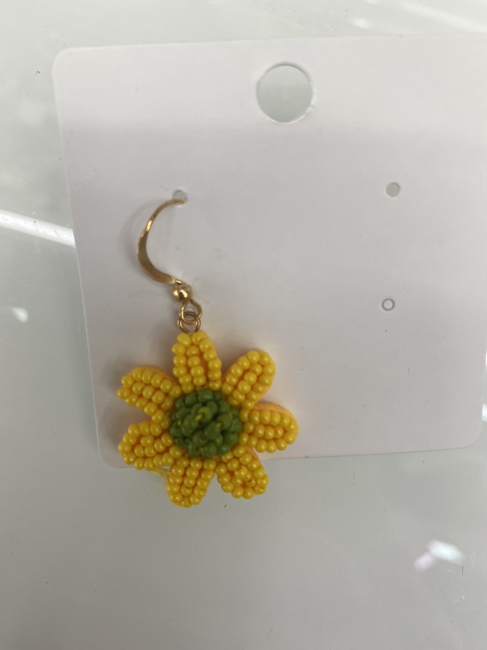 花朵🌼图案耳环