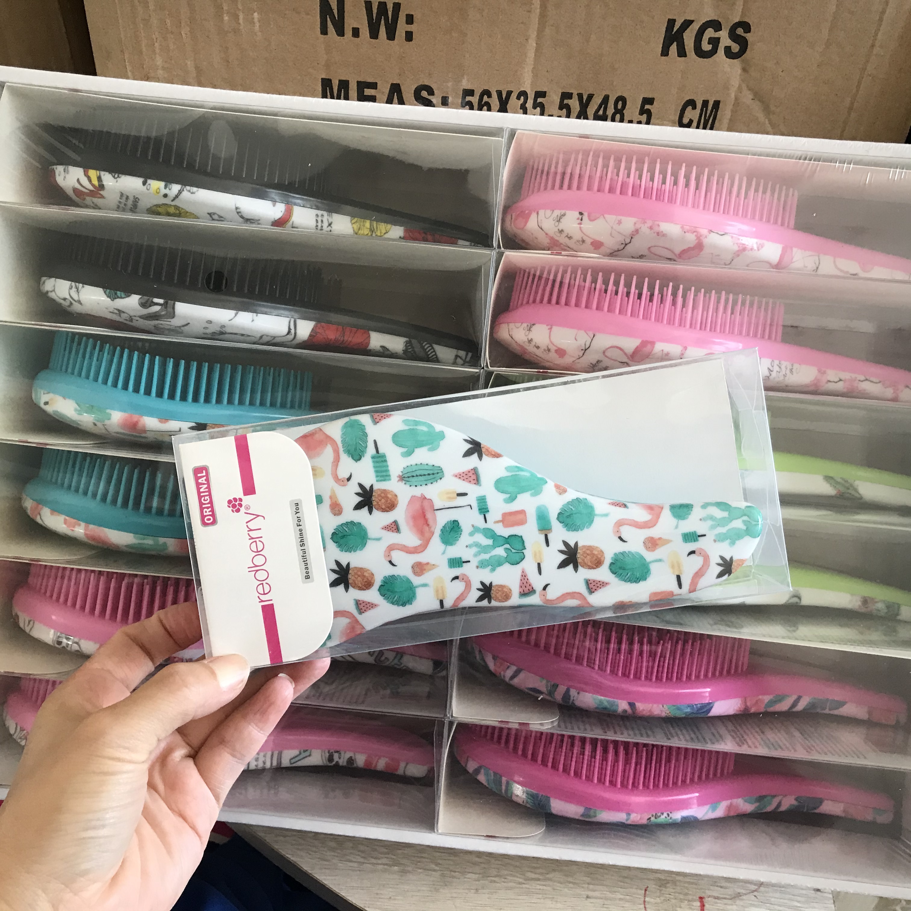 Big chicken leg hair comb undefined