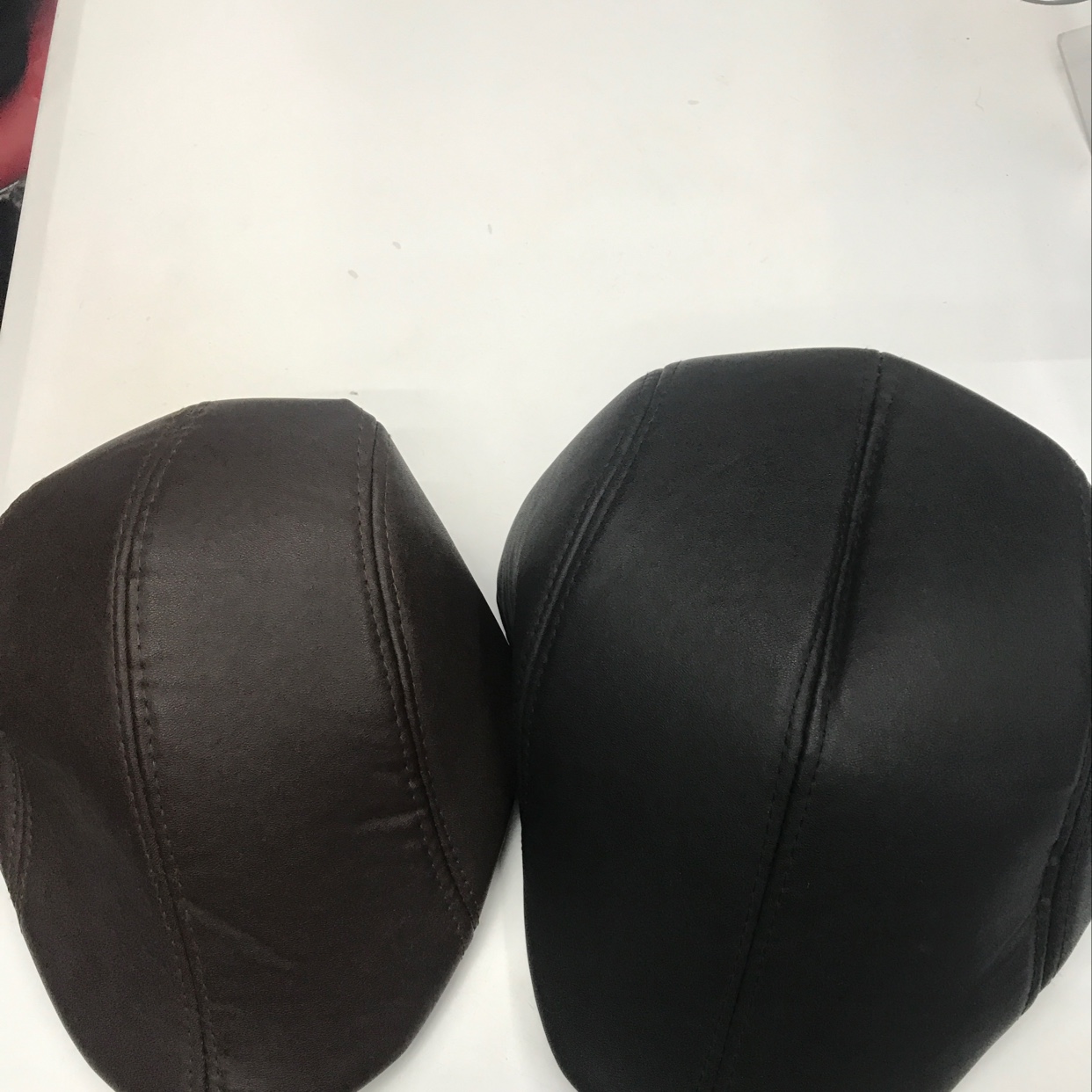 Fashion casual leather cap thumbnail