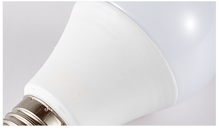 2019 hot sale Plastic cladding aluminum 2 years warranty best quality Wholesale 5w lamp High lumen led lighting bulb undefined