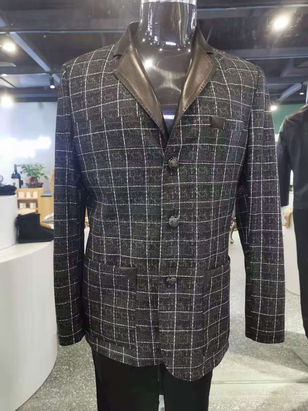 澳洲路易阿玛瑞2020款绵羊皮西装款皮衣秋冬款 格子款皮衣