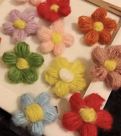 Mohair Hand Hook Bubble Flowers undefined