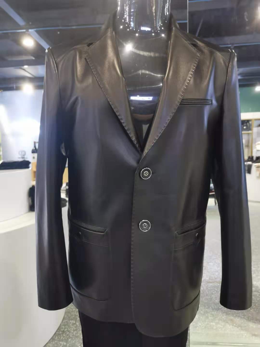 澳大利亚路易阿玛瑞2020款新款男士皮衣绵羊皮西装皮衣秋冬款真皮皮衣