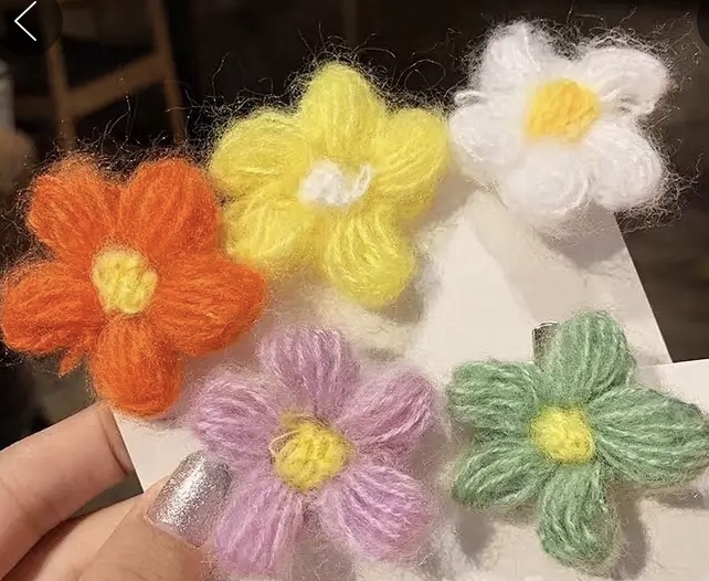 Mohair Hand Hook Bubble Flowers undefined