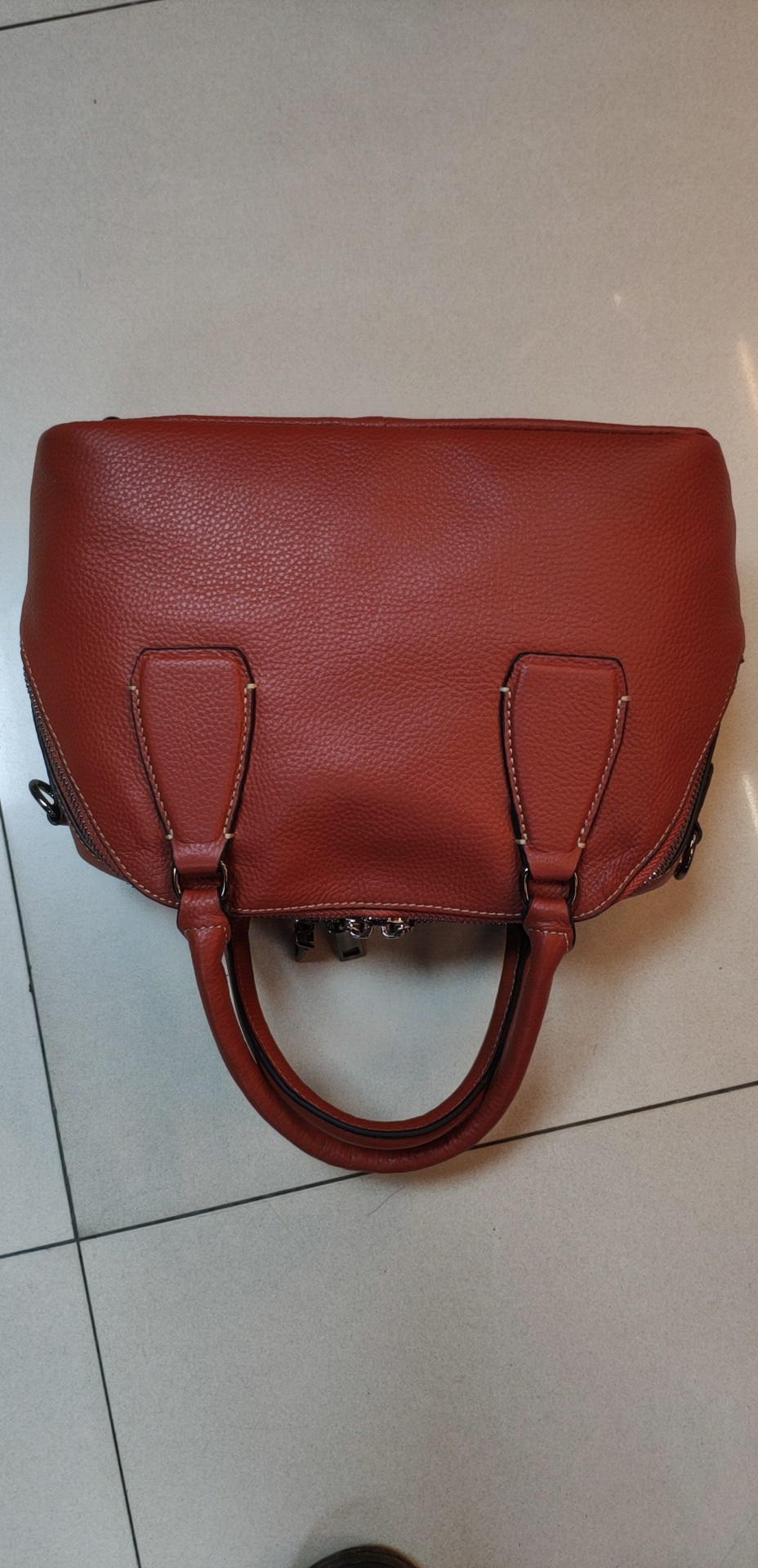Top cowhide casual fashion bag for ladies thumbnail
