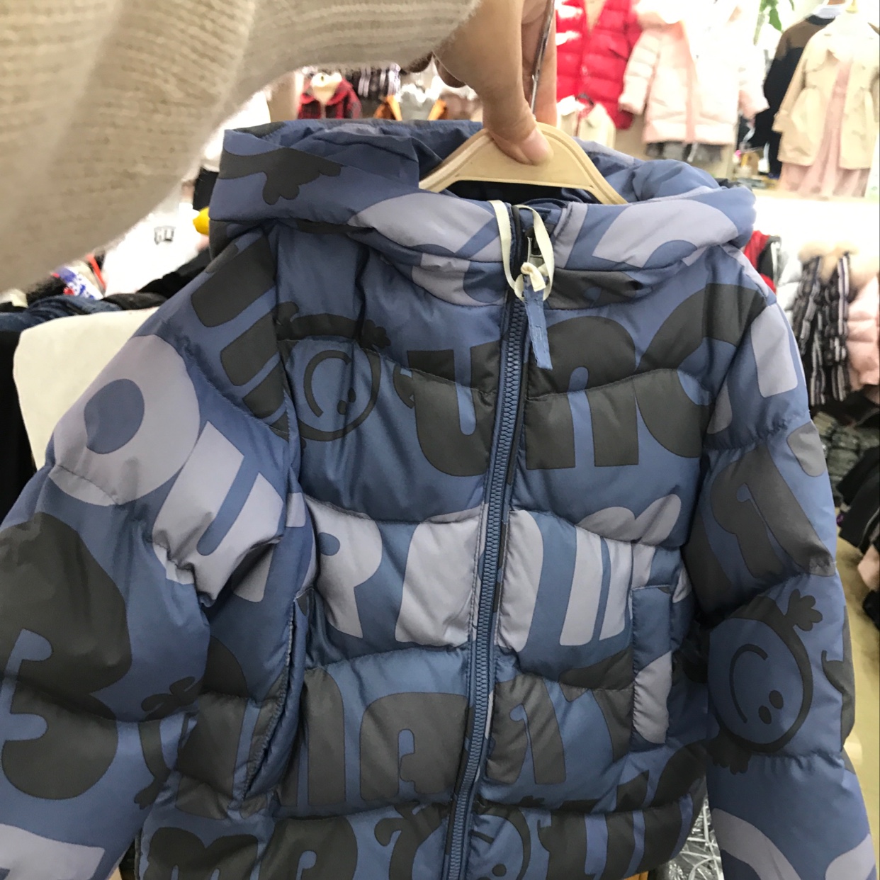 品牌童装 新款羽绒服 白鸭绒