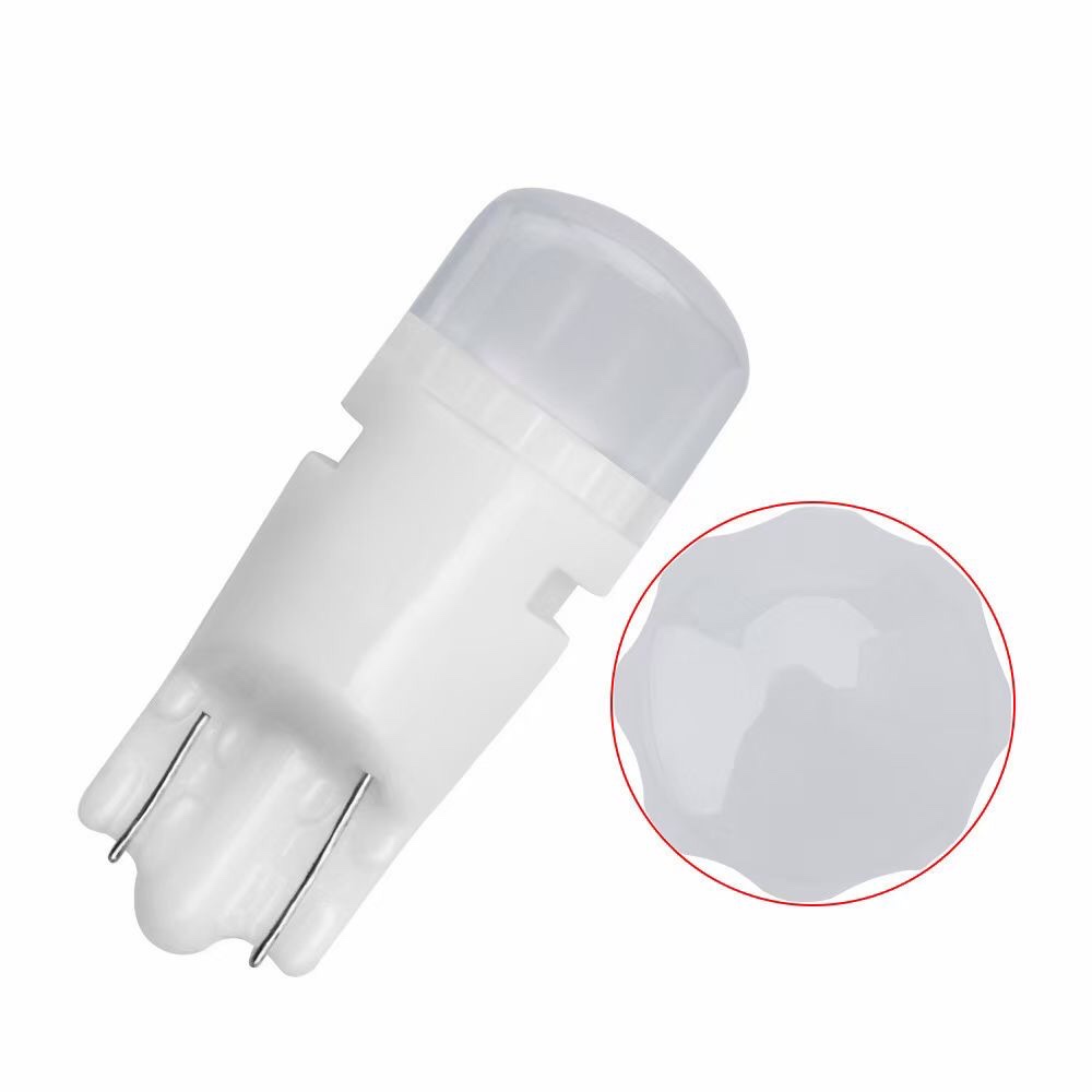 Automotive LED width indicator lights, ultra-bright ceramic running lights, 12-volt white light flashing decorative lights Application Scenario