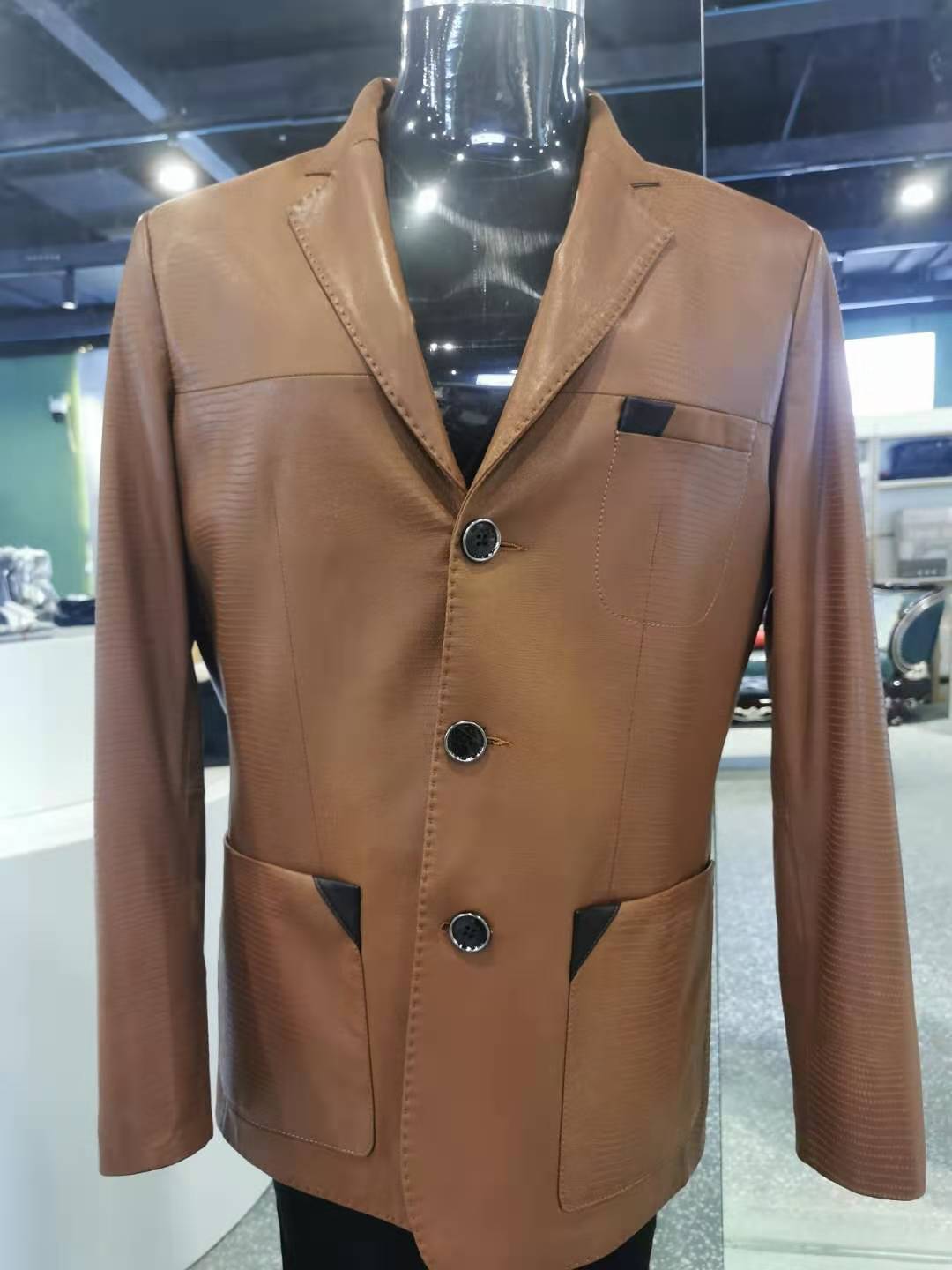 澳洲路易阿玛瑞2020款男士绵羊皮皮衣秋冬款男士西装款皮夹克