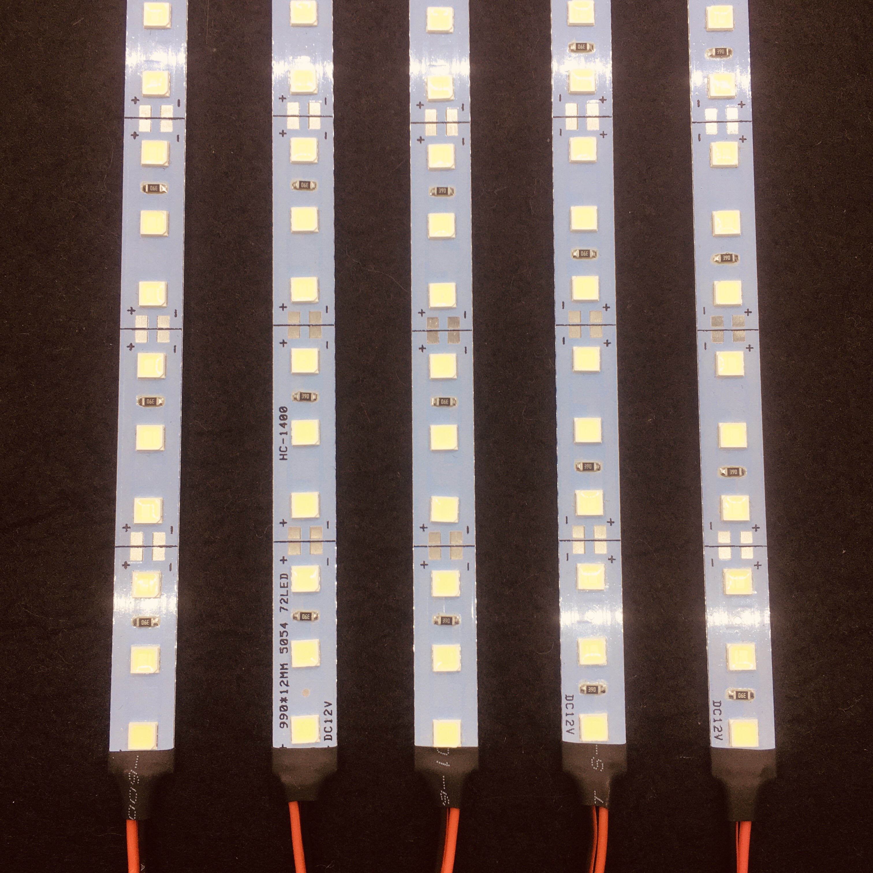 Automotive LED light strips, 12-volt lighting fixtures, 50-centimeter roof lights, white light reading lamps details Picture