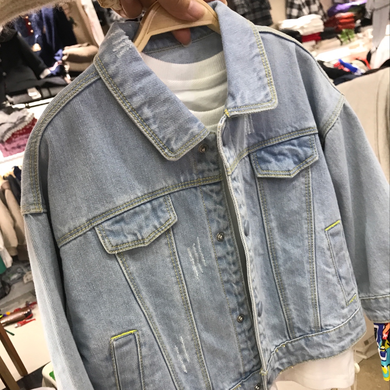 新款品牌童装外套夹克牛仔衣