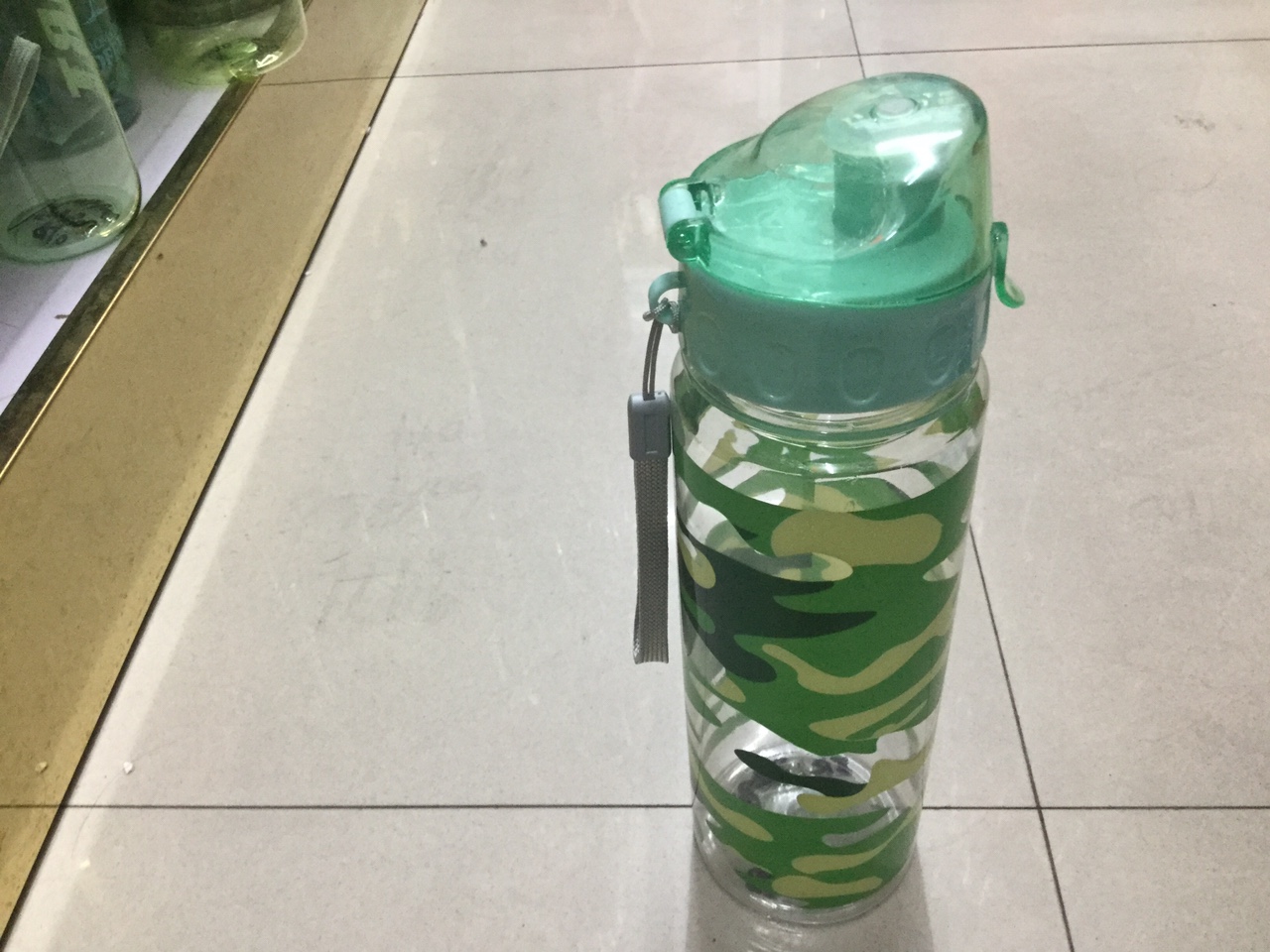 水杯