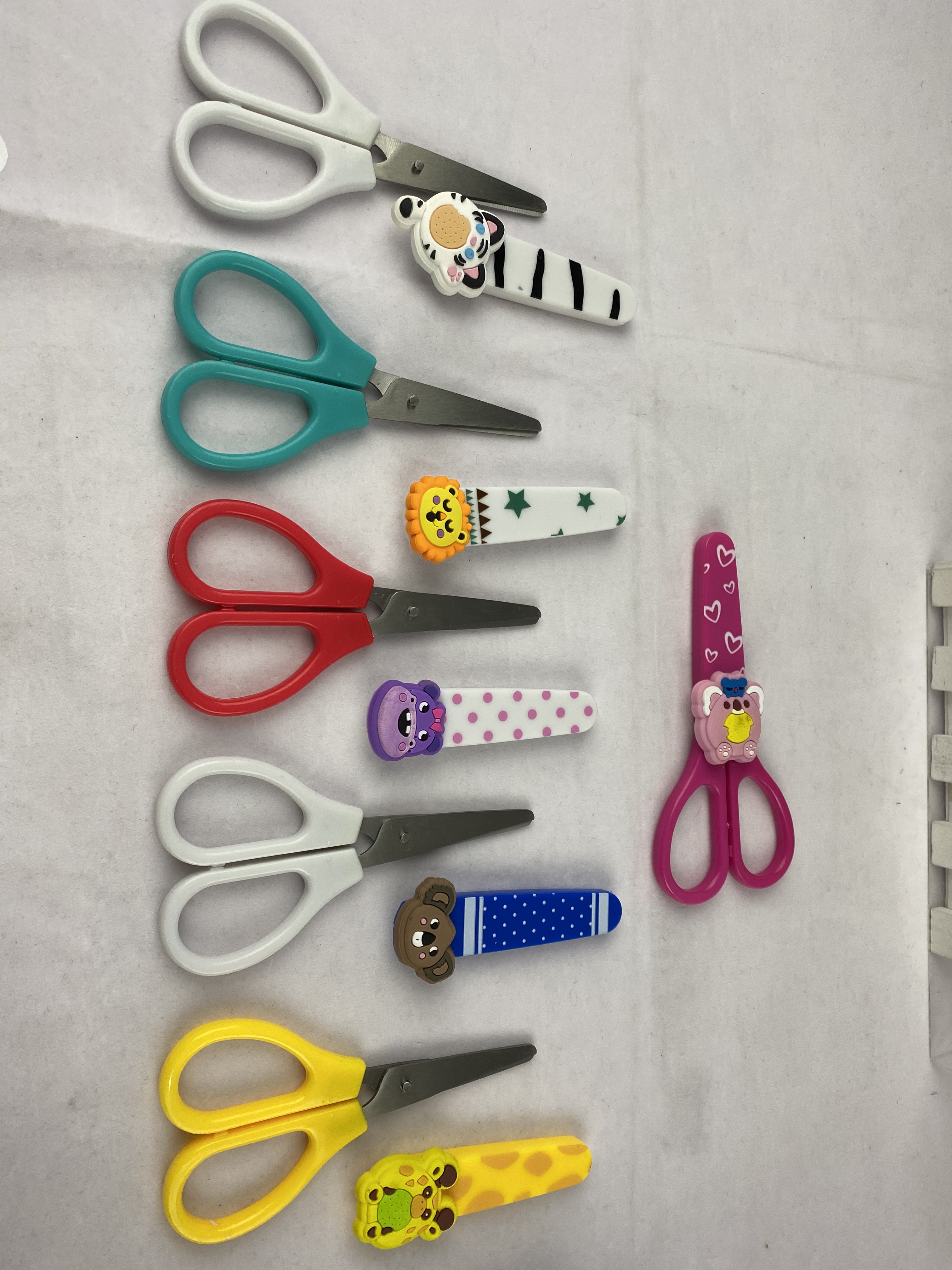 YL196518 scissors Application Scenario