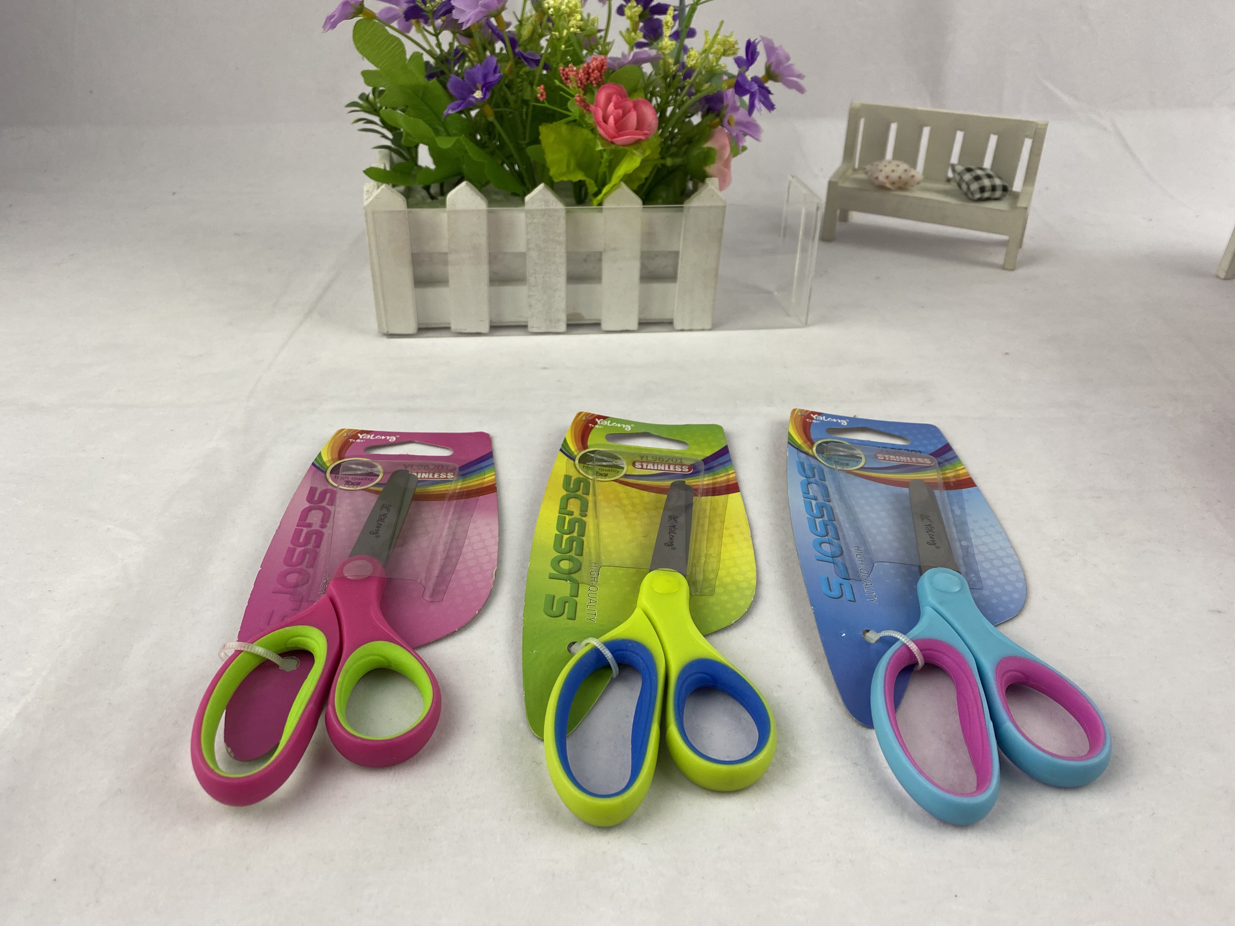 Scissors Application Scenario