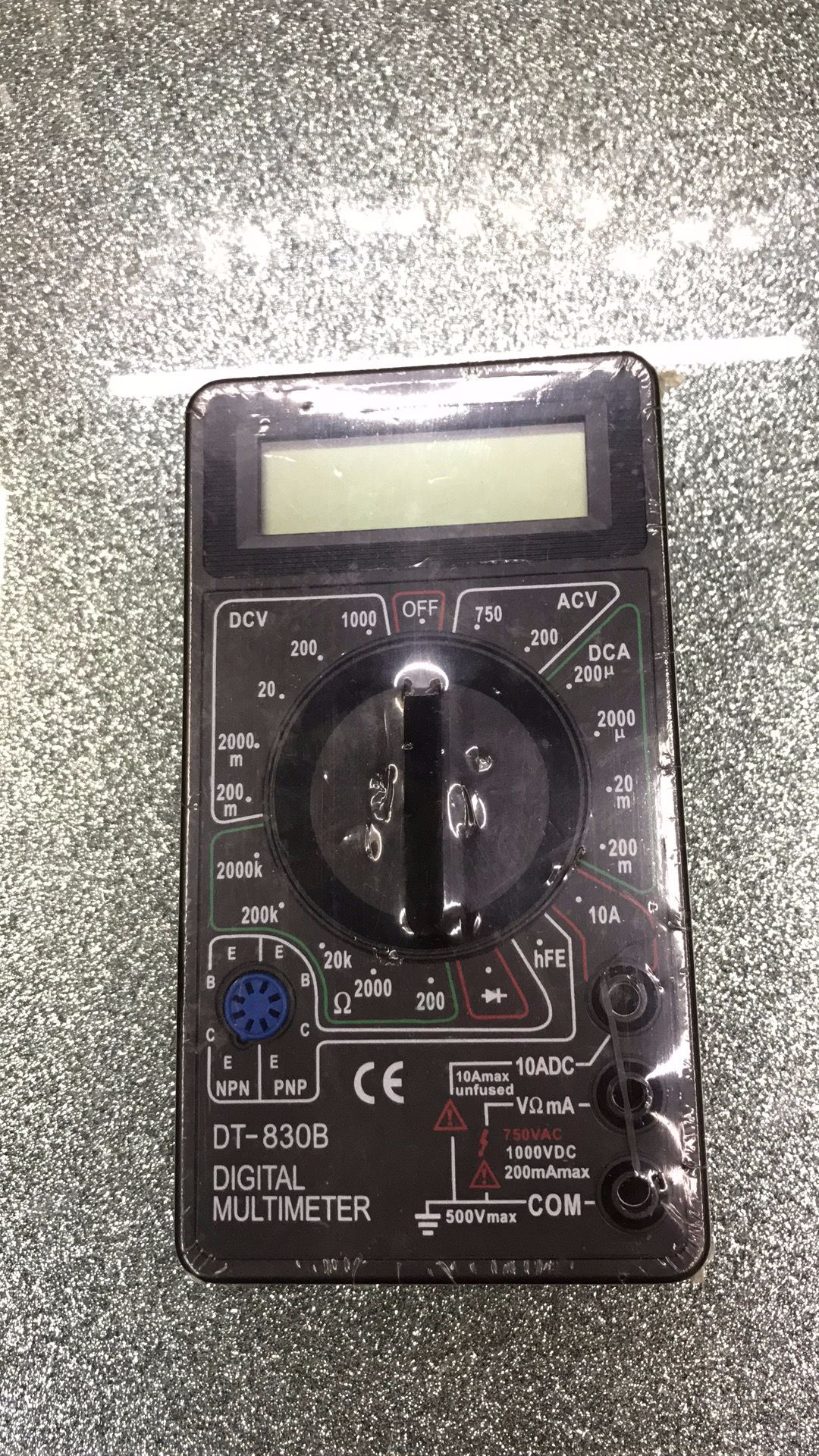 830B小型万用表 测电表