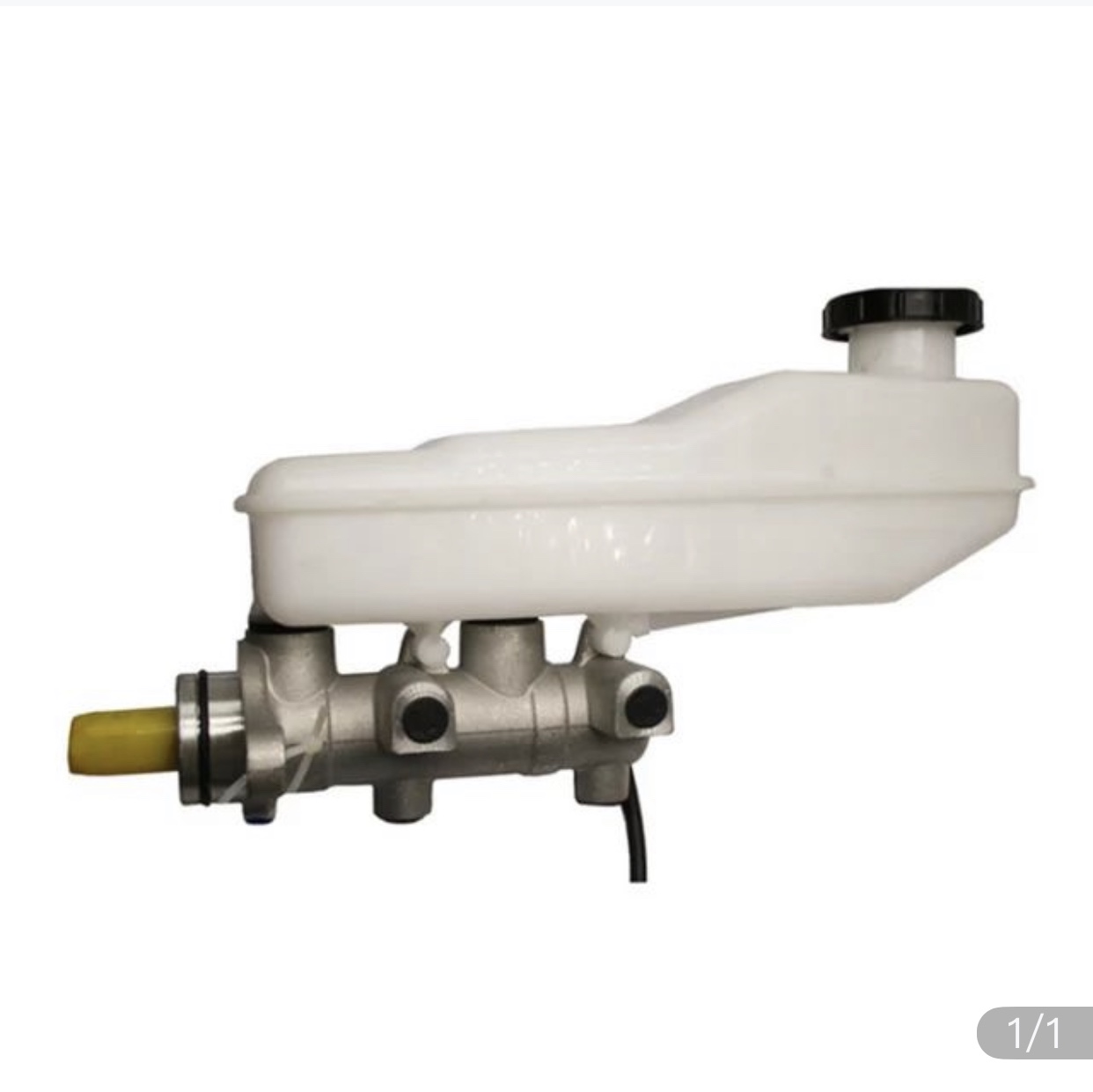 Modern automotive brake master cylinder 1