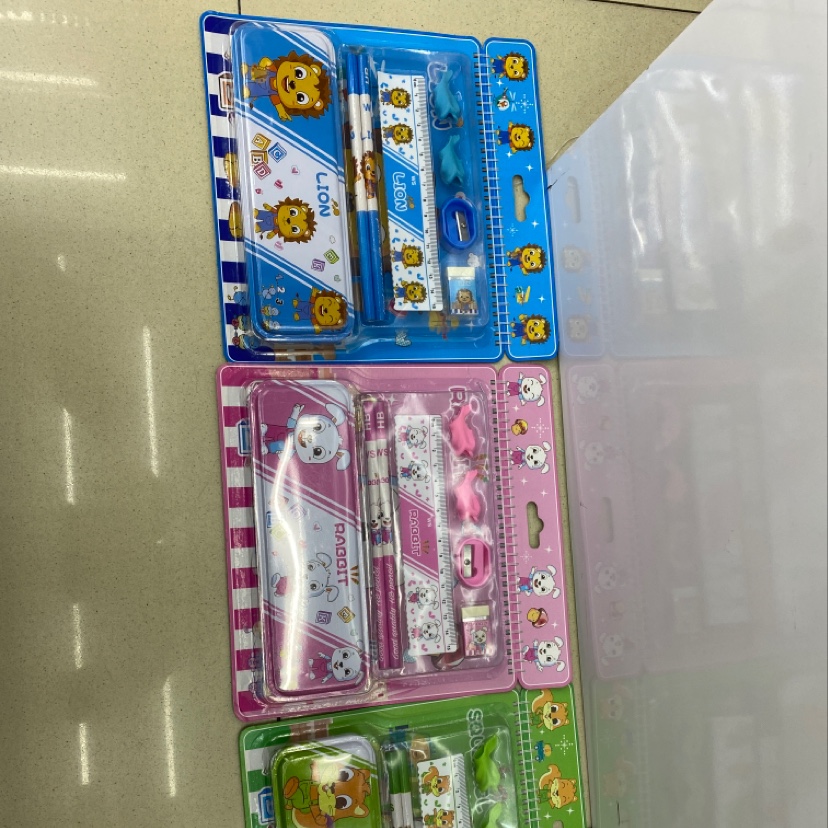 Wangsheng Stationery Office Culture Learning 318 Cartoon Pattern Stationery Set details Picture