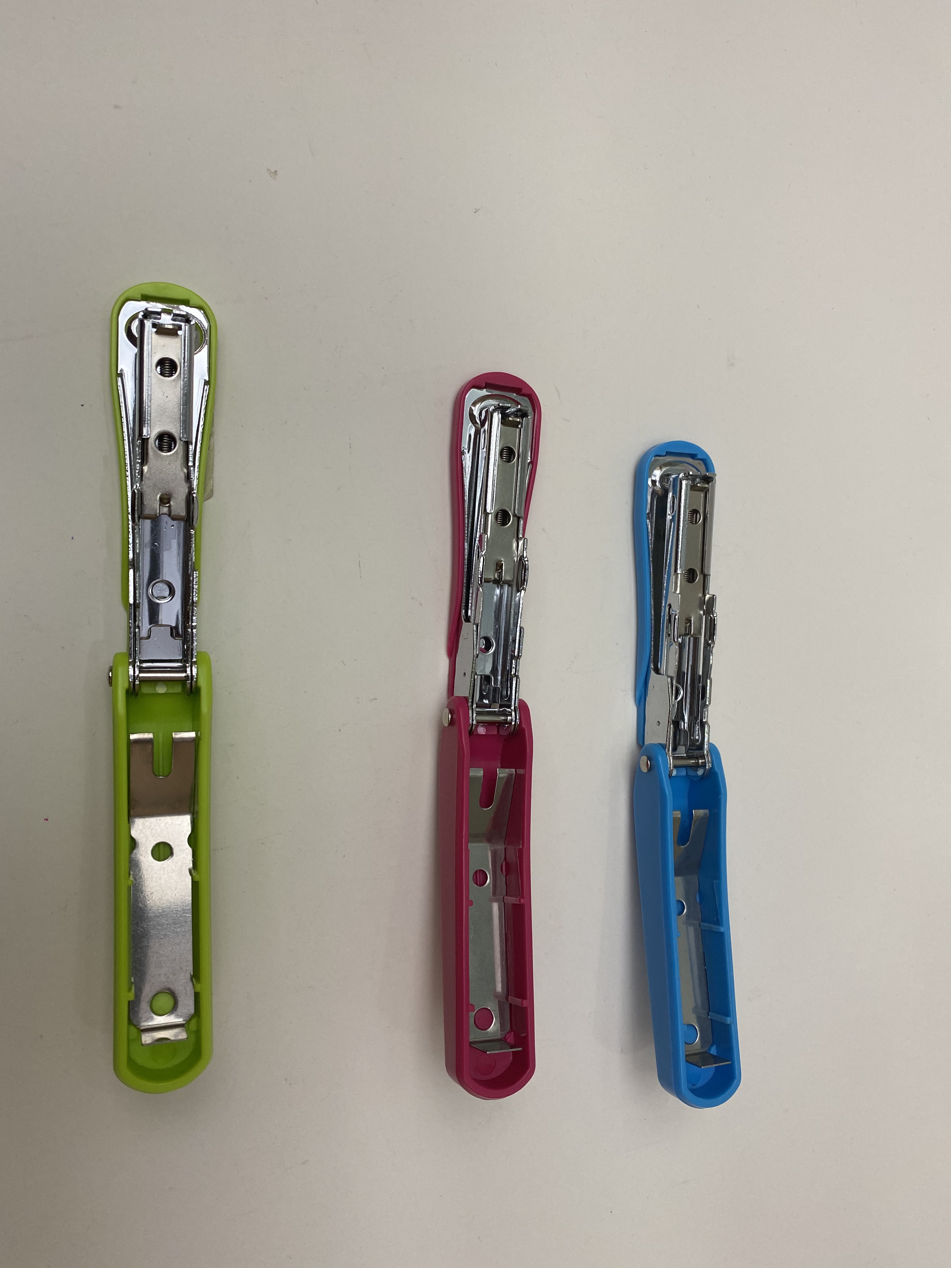 Yaron Culture Office Culture Binding Adhesive Desktop Supplies Stapler Yl55004 Stapler details Picture