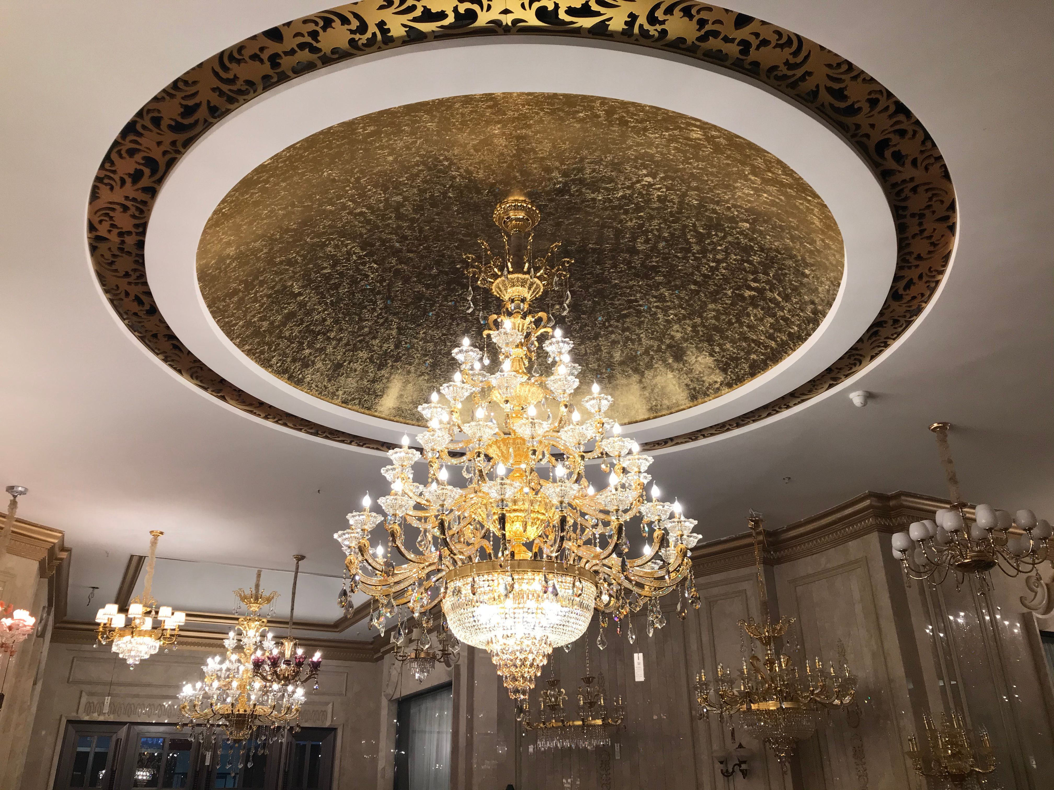 Yiwu Dingxin Lighting Electrical Appliance Co., LTD describe pic - 2